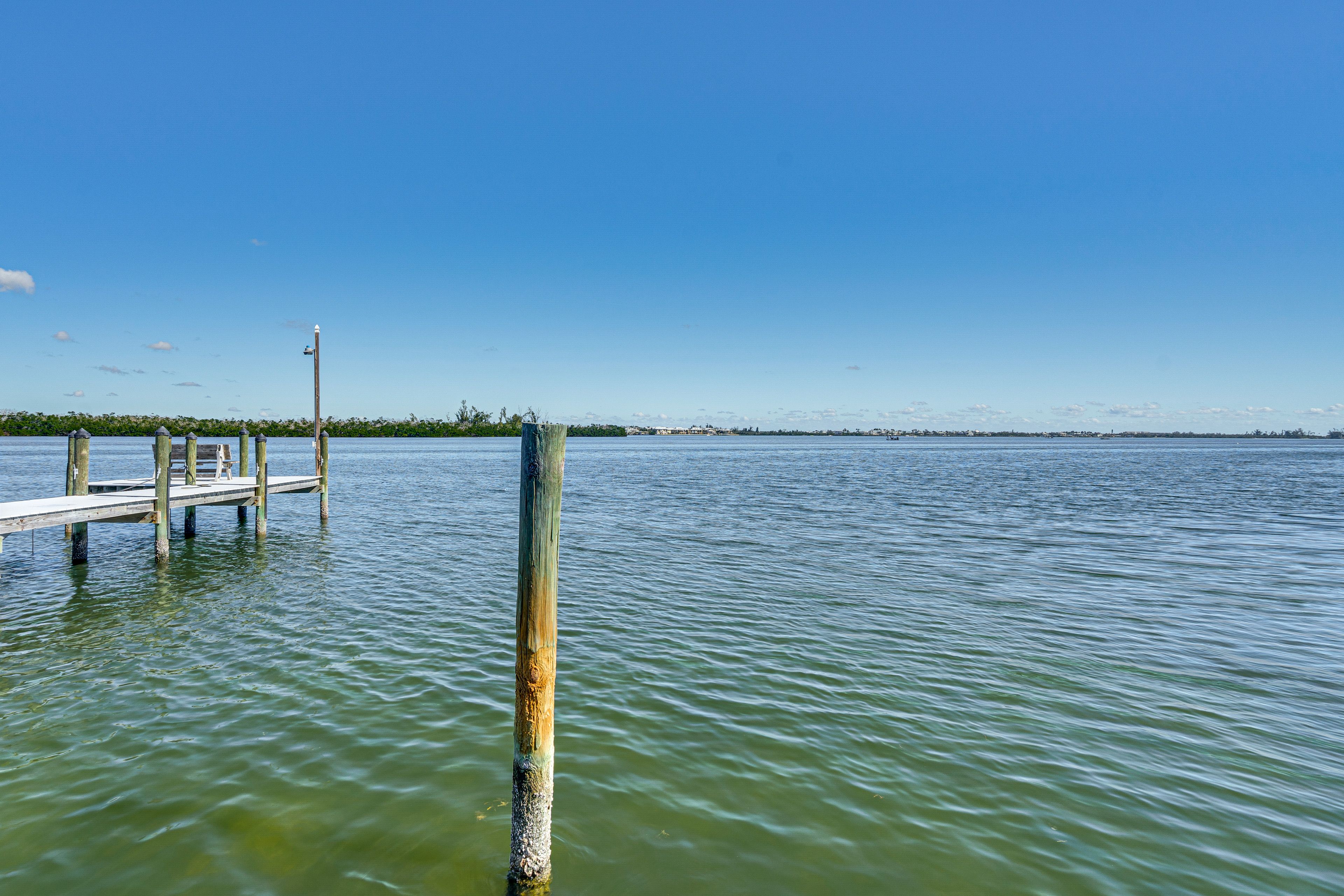 Mainland Parking (First-Come, First-Serve) | No On-Site Parking