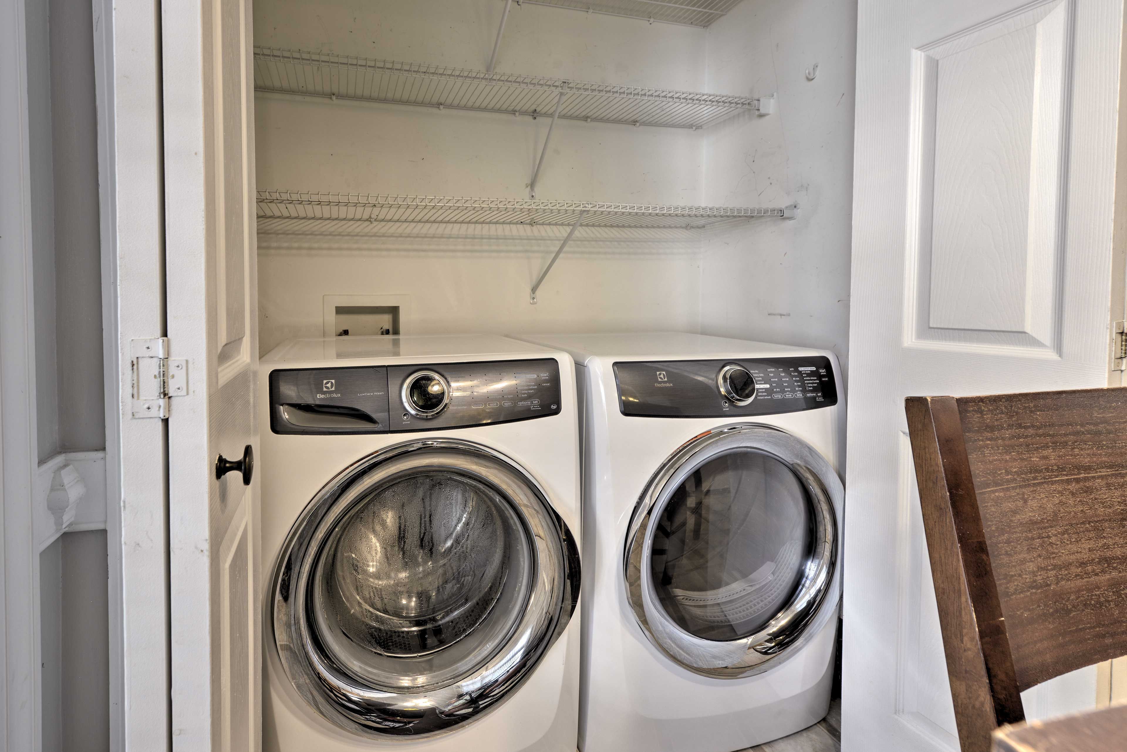 Laundry Area | Washer/Dryer