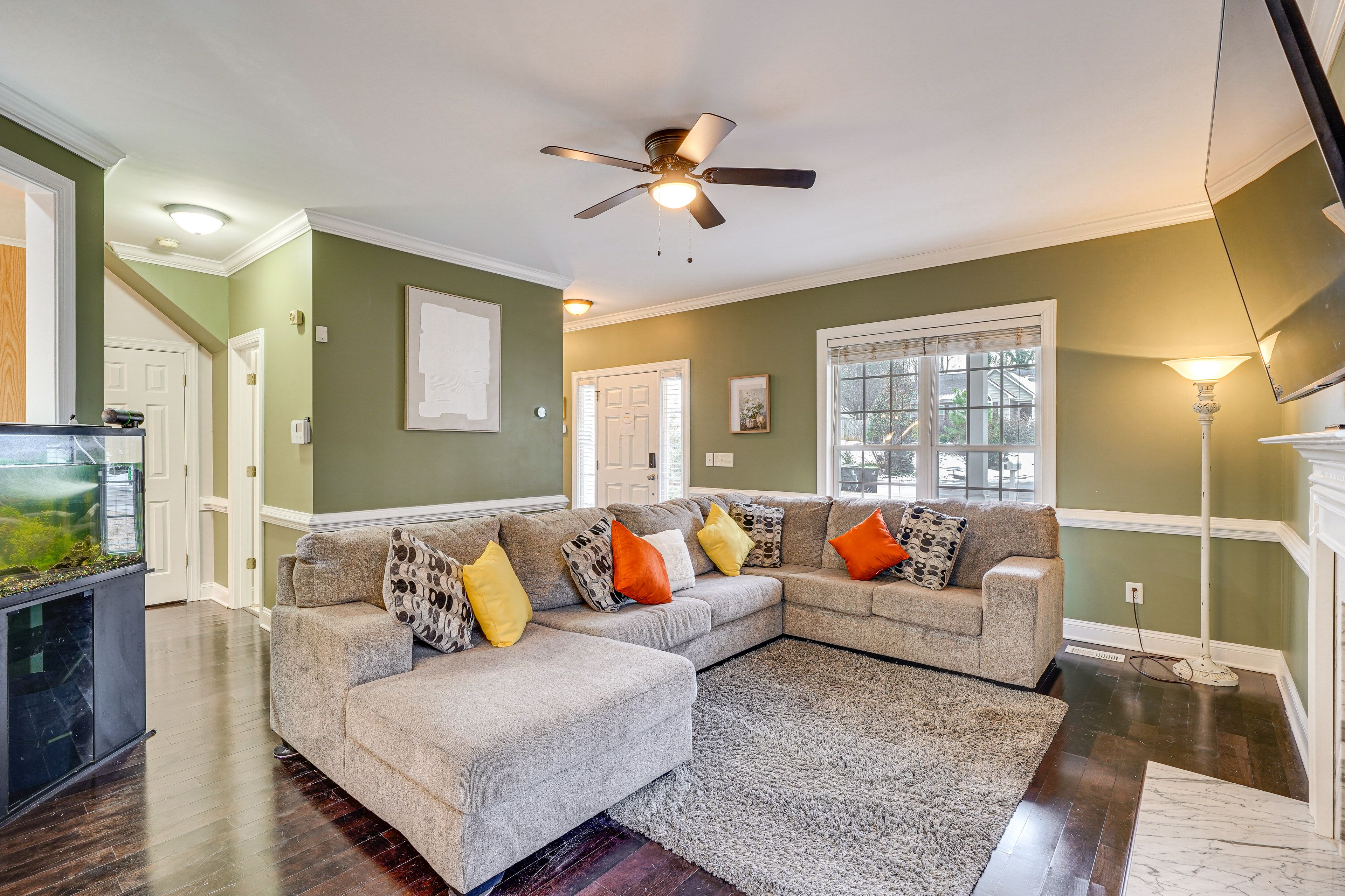 Living Room | Decorative Fireplace | Flat-Screen TV