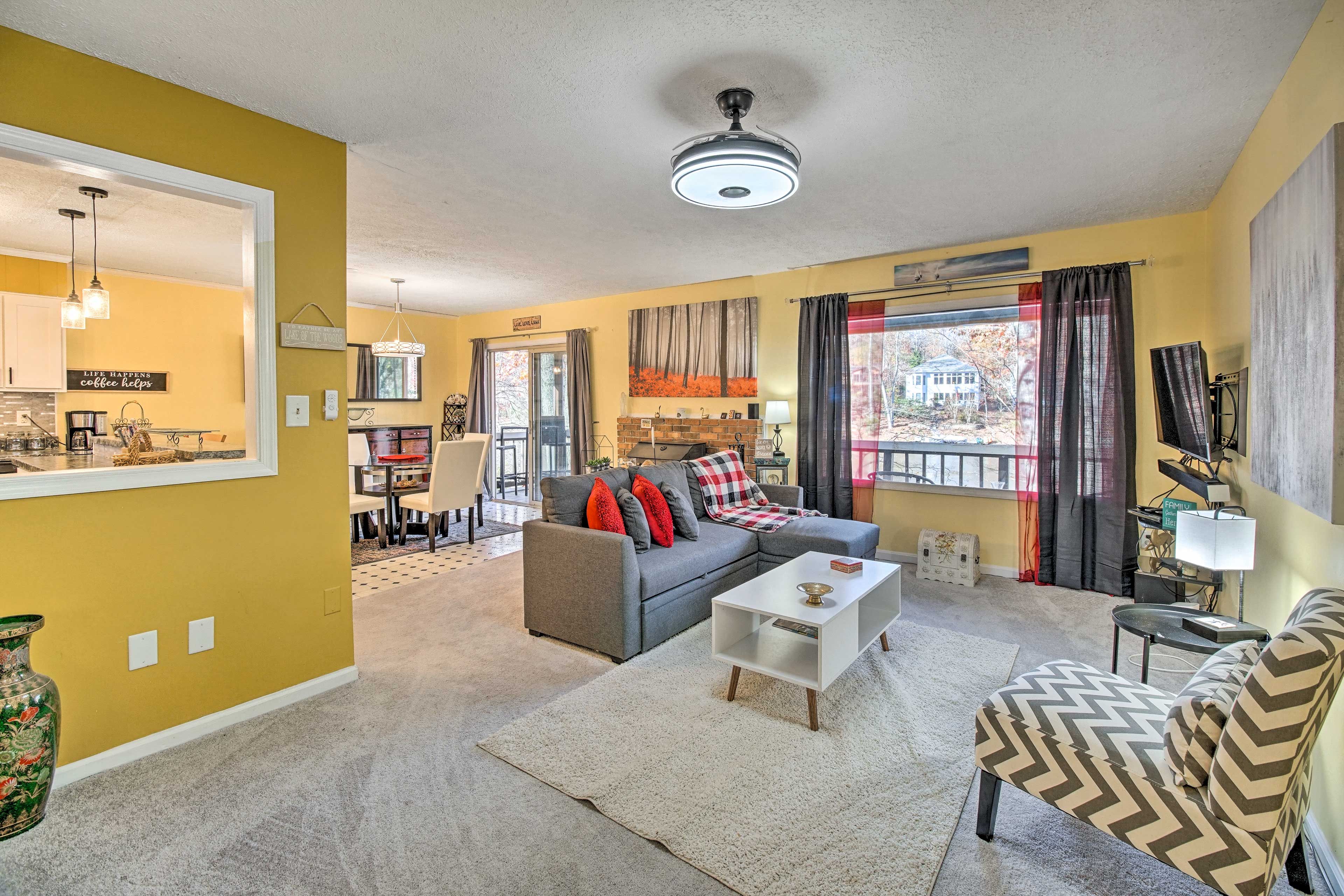 Living Room | Top Level | Smart TV | Full Sleeper Sofa | Central A/C