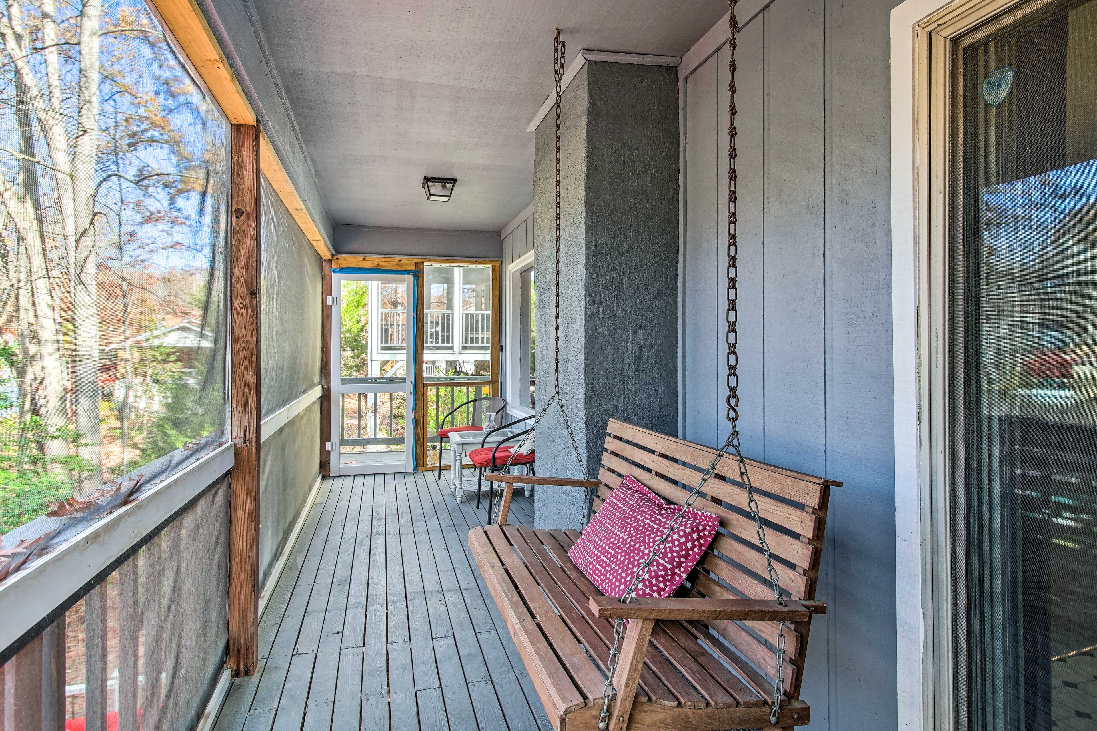 Top-Level Deck | Porch Swing