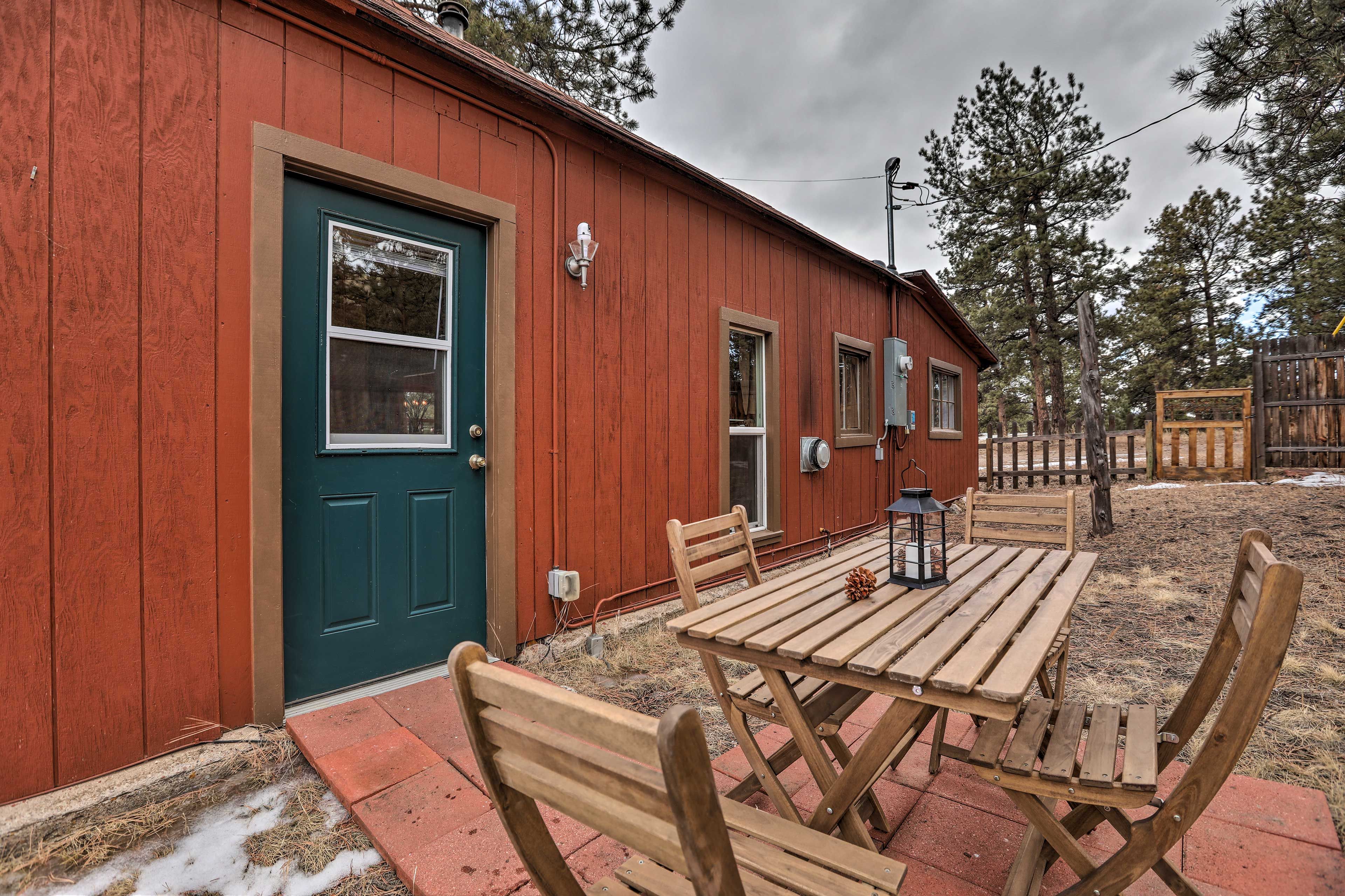 Deck | Yard Area