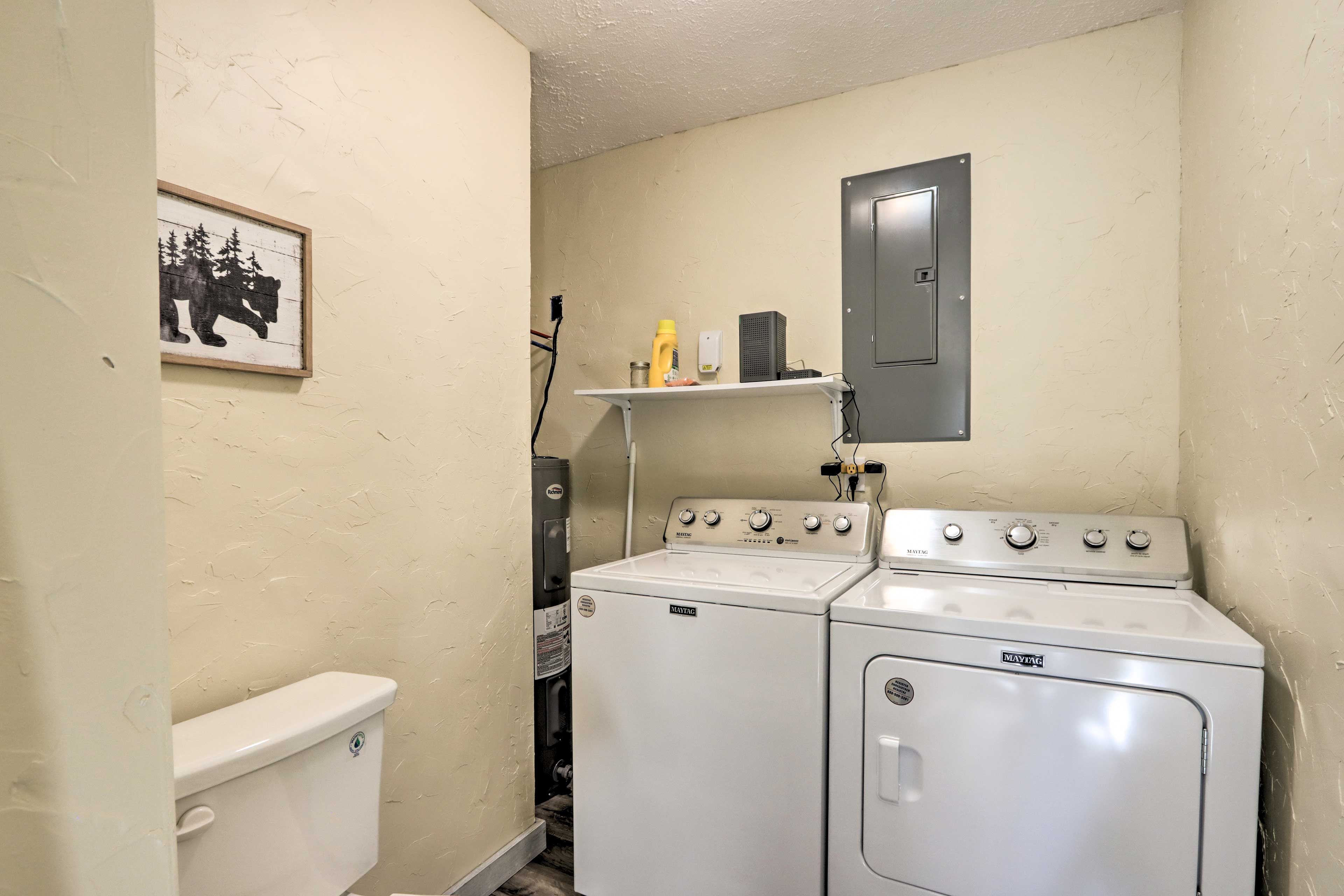 Laundry Room | Washer & Dryer