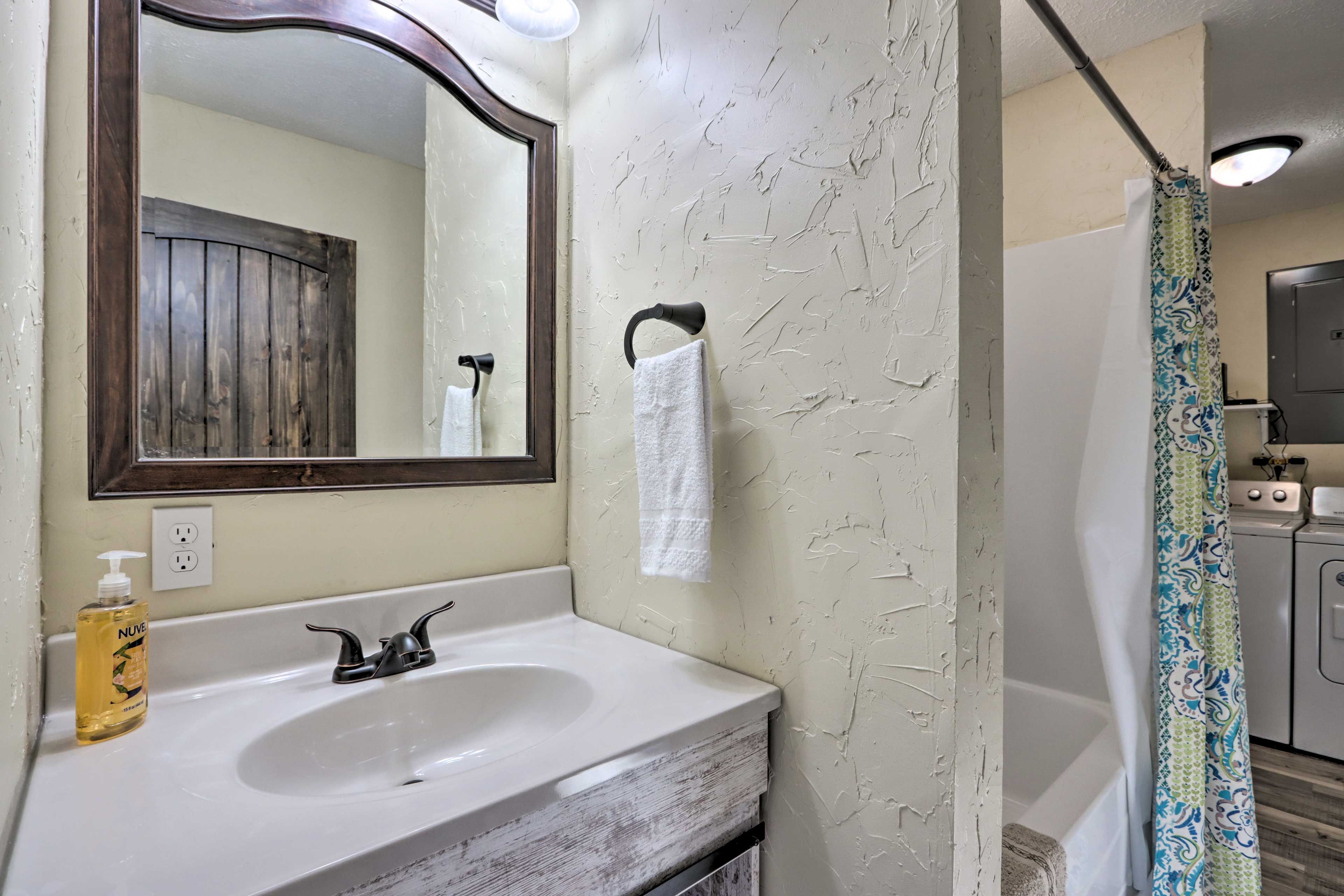 Full Bathroom