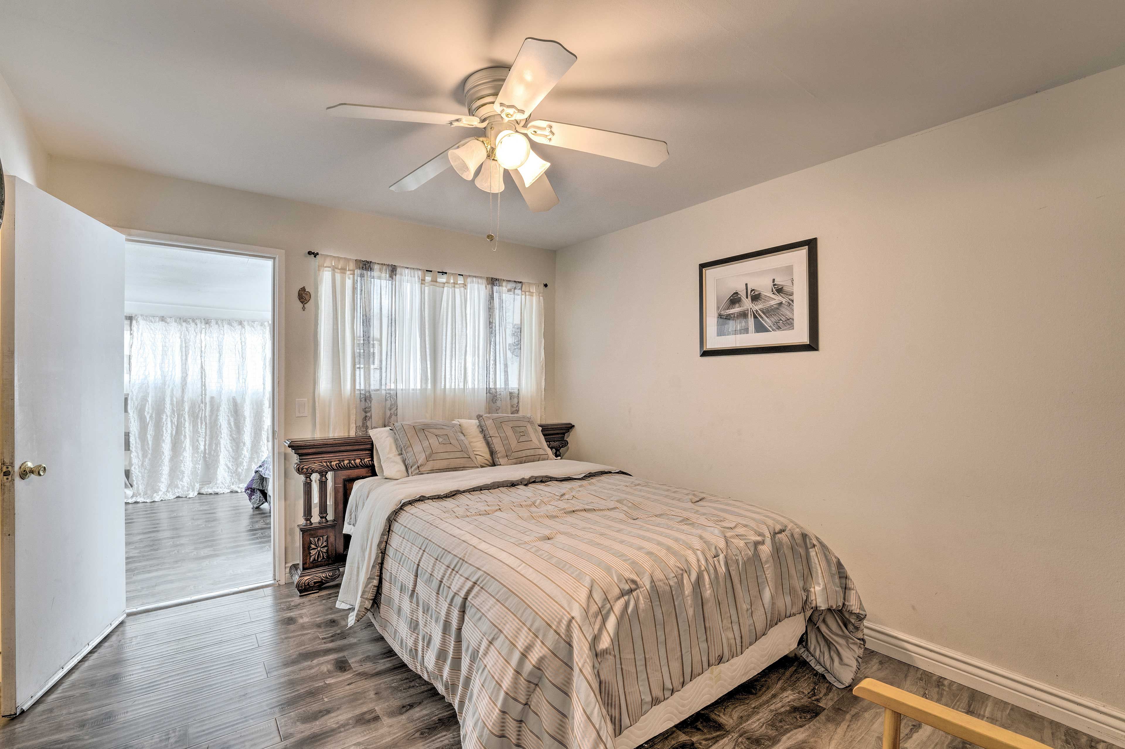 Bedroom 3 | Queen Bed