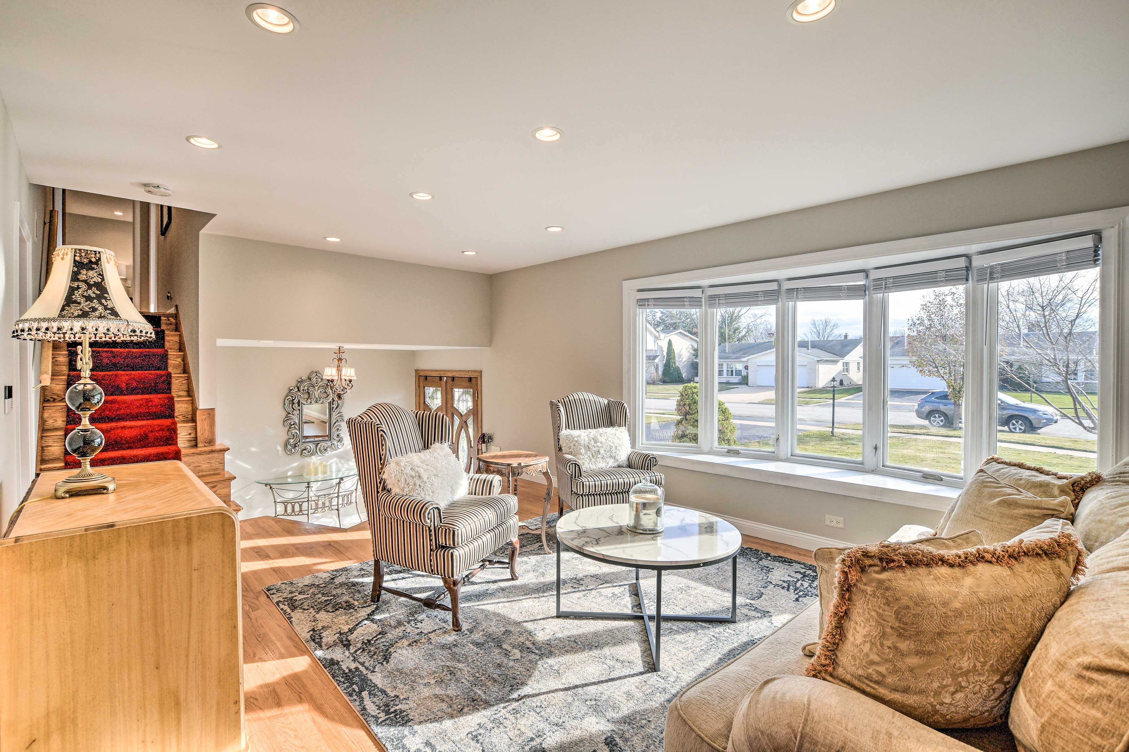 Living Room | 2nd Floor | Central Air Conditioning/Heat