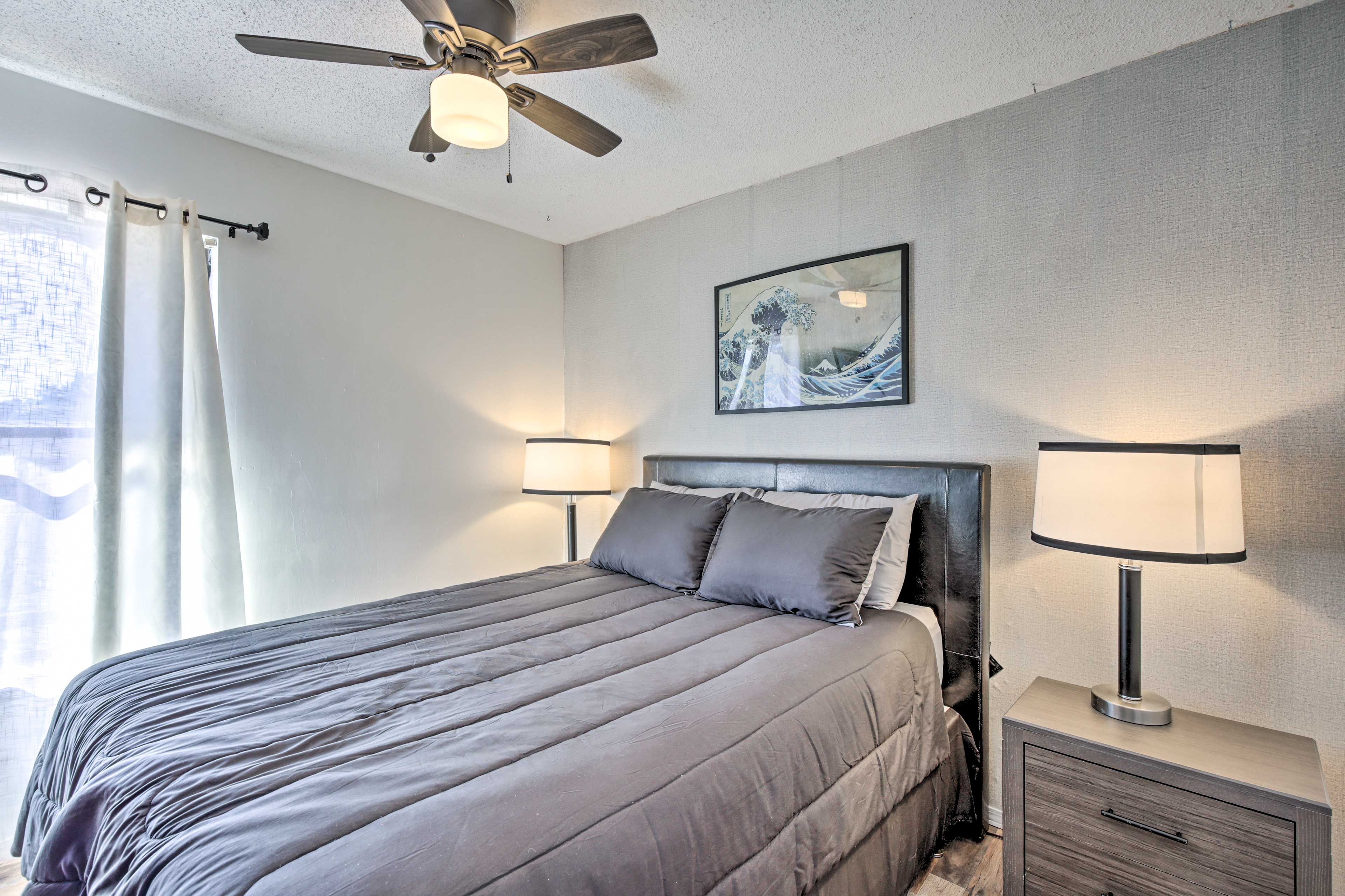 Bedroom 3 | 2nd Floor | Queen Bed | Smart TV w/ Cable