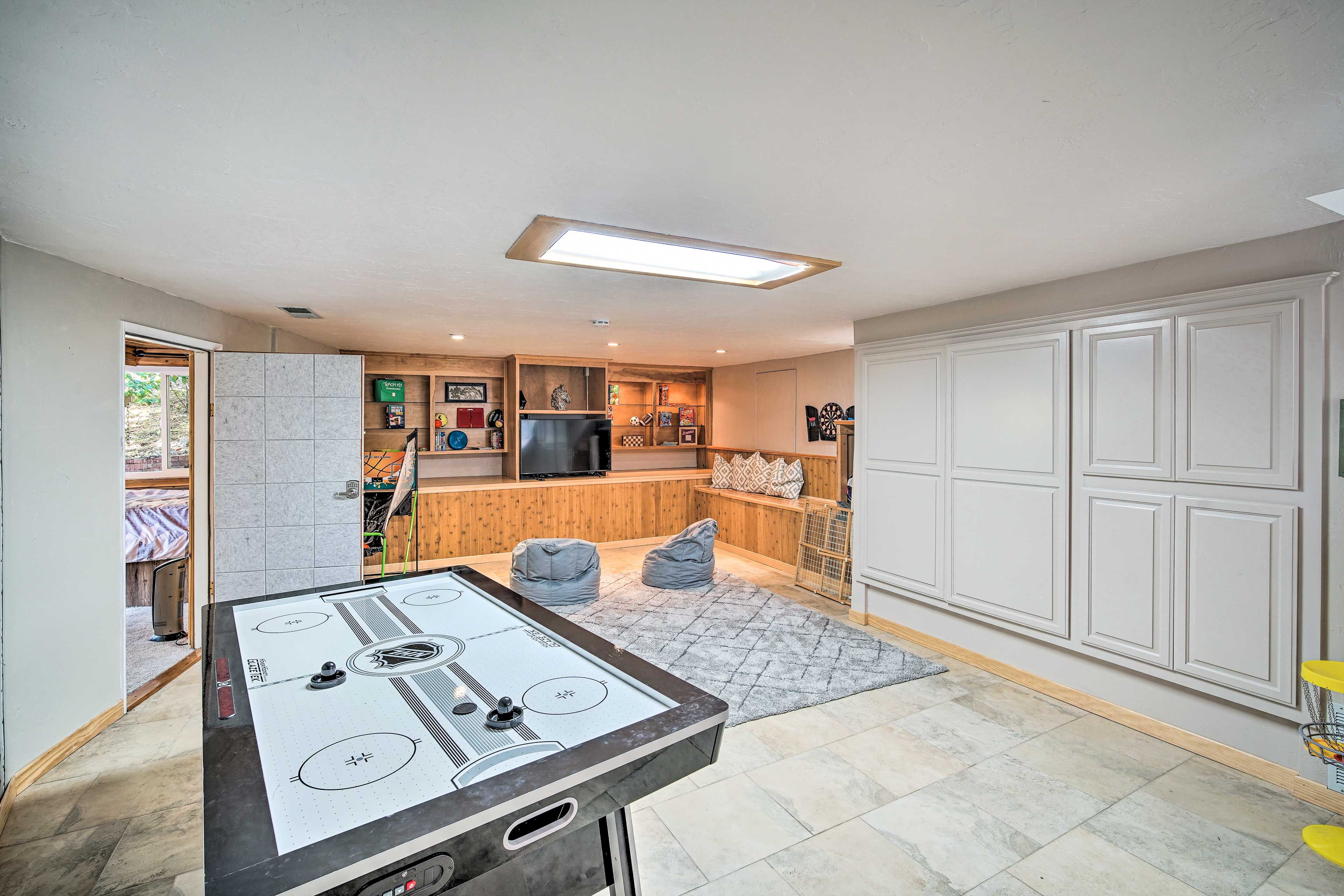 Game Room | Board Games | Dartboard