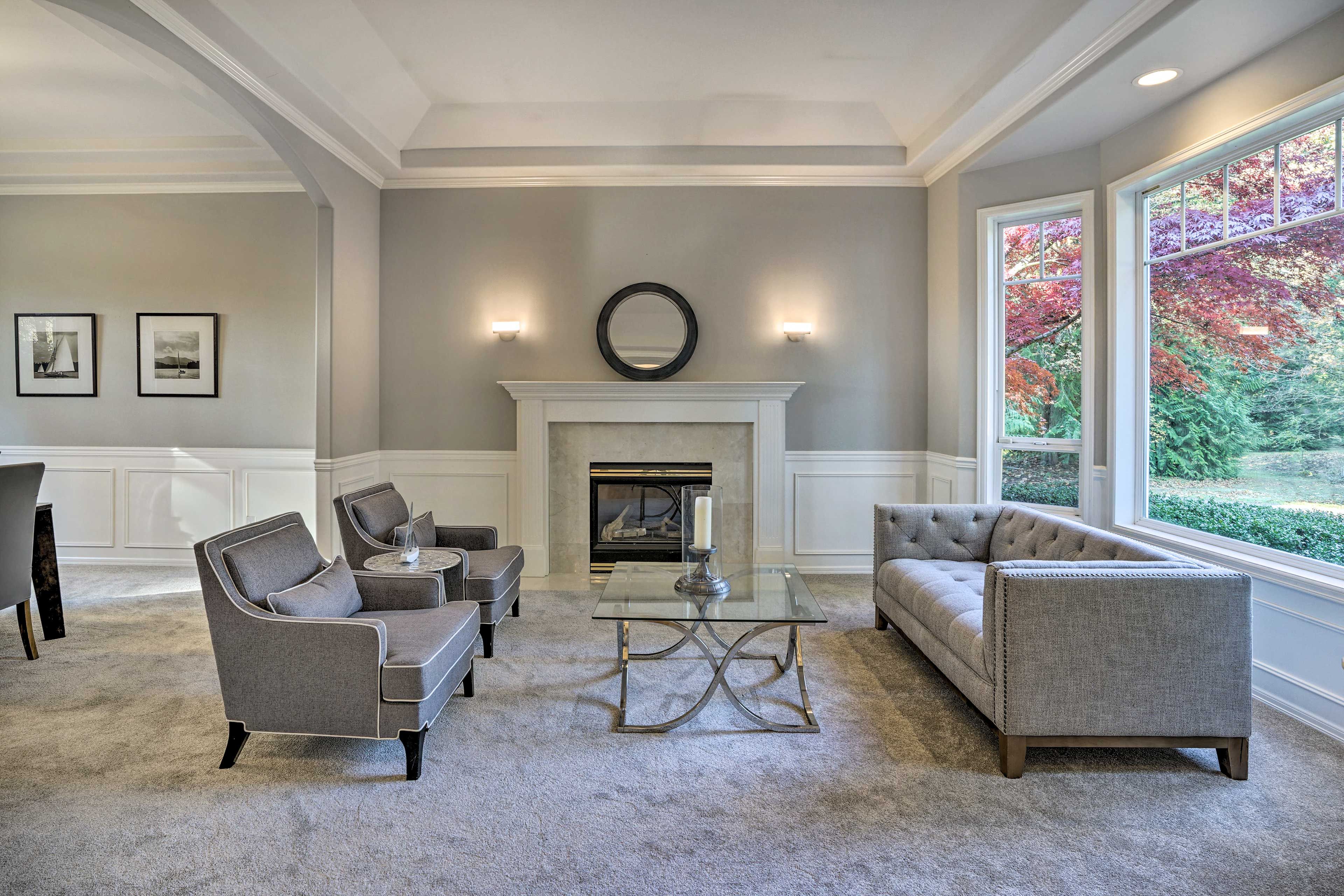 Sitting Room | Gas Fireplace | Open Floor Plan