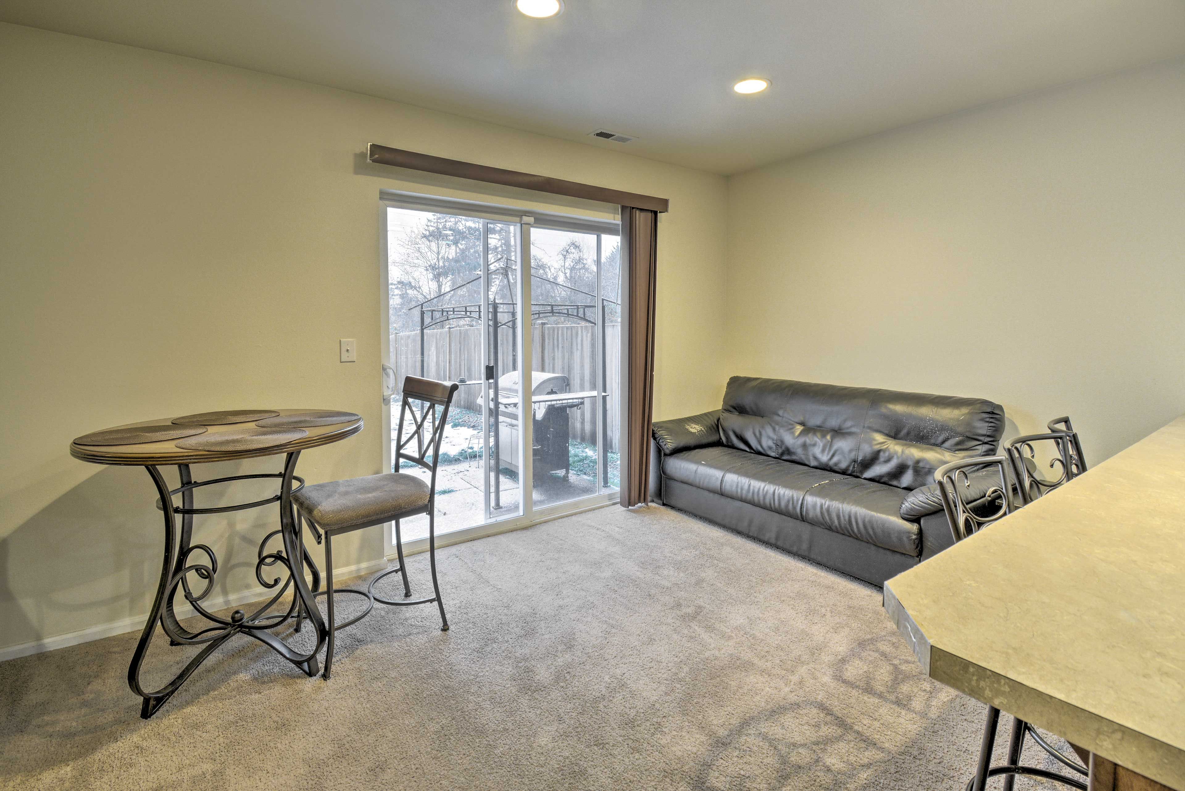 Dining Area | Main Level