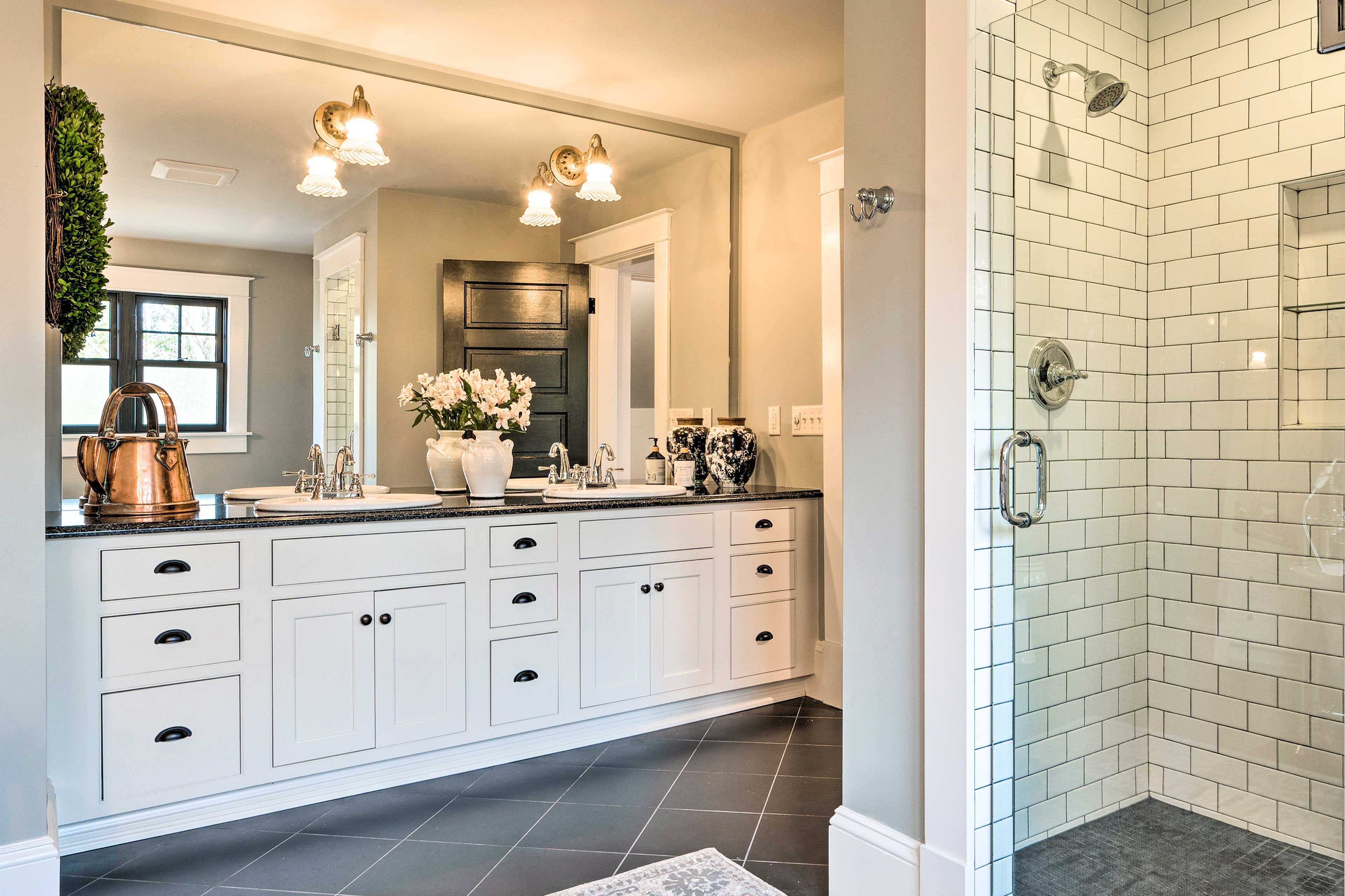En-Suite Bathroom | Soaking Tub