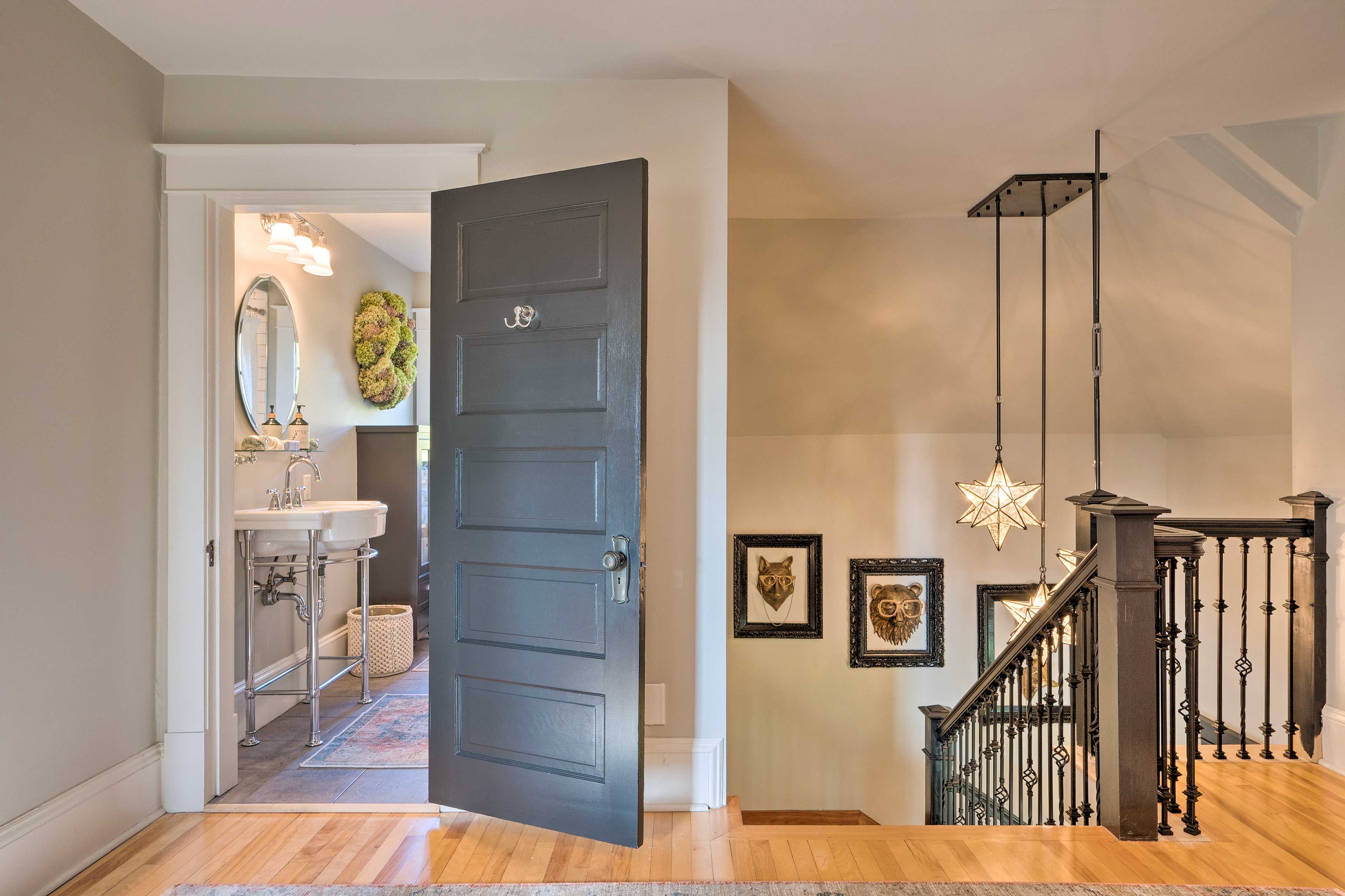 2nd-Floor Landing