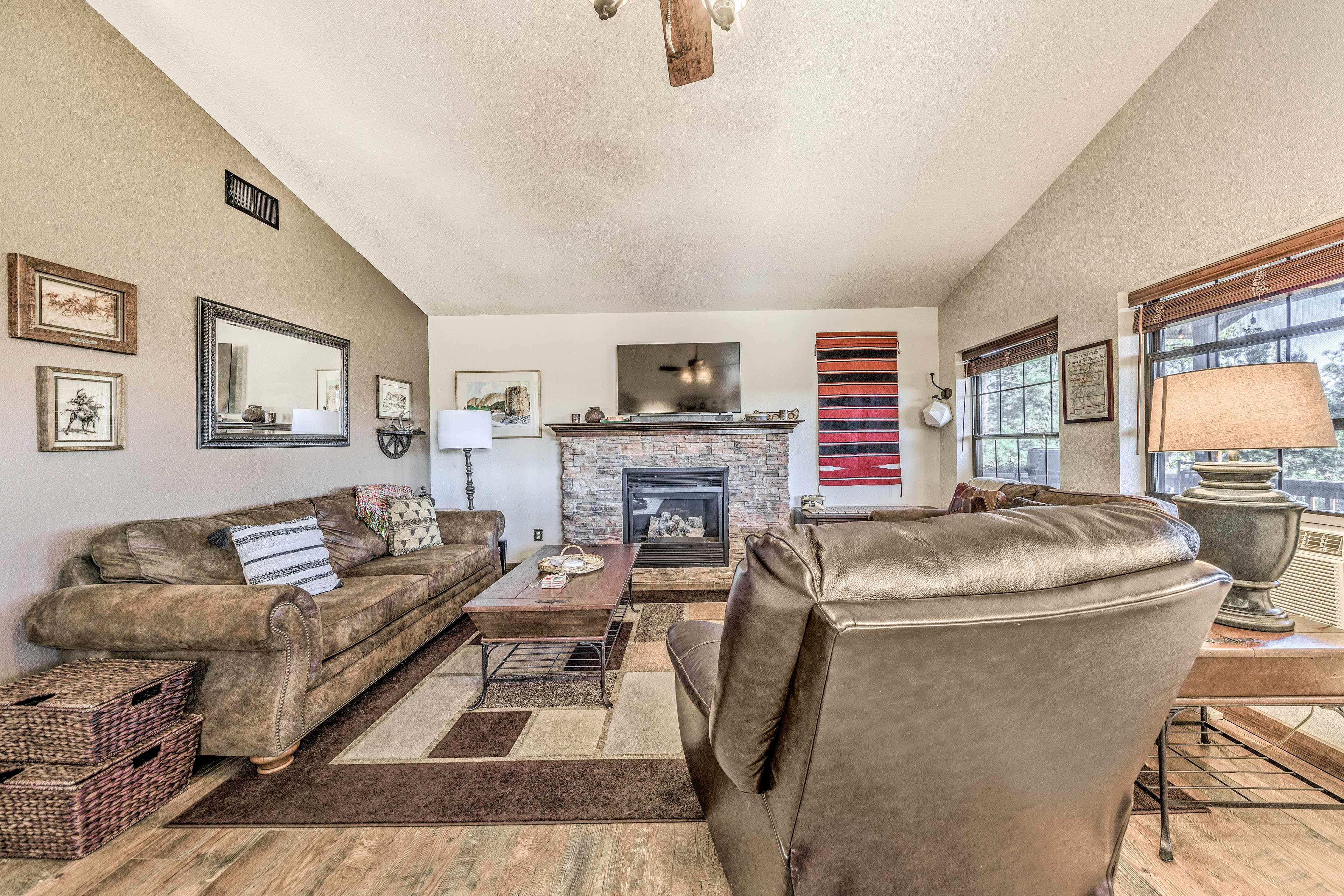 Living Room | Main Level | Queen Sleeper Sofa | Free WiFi