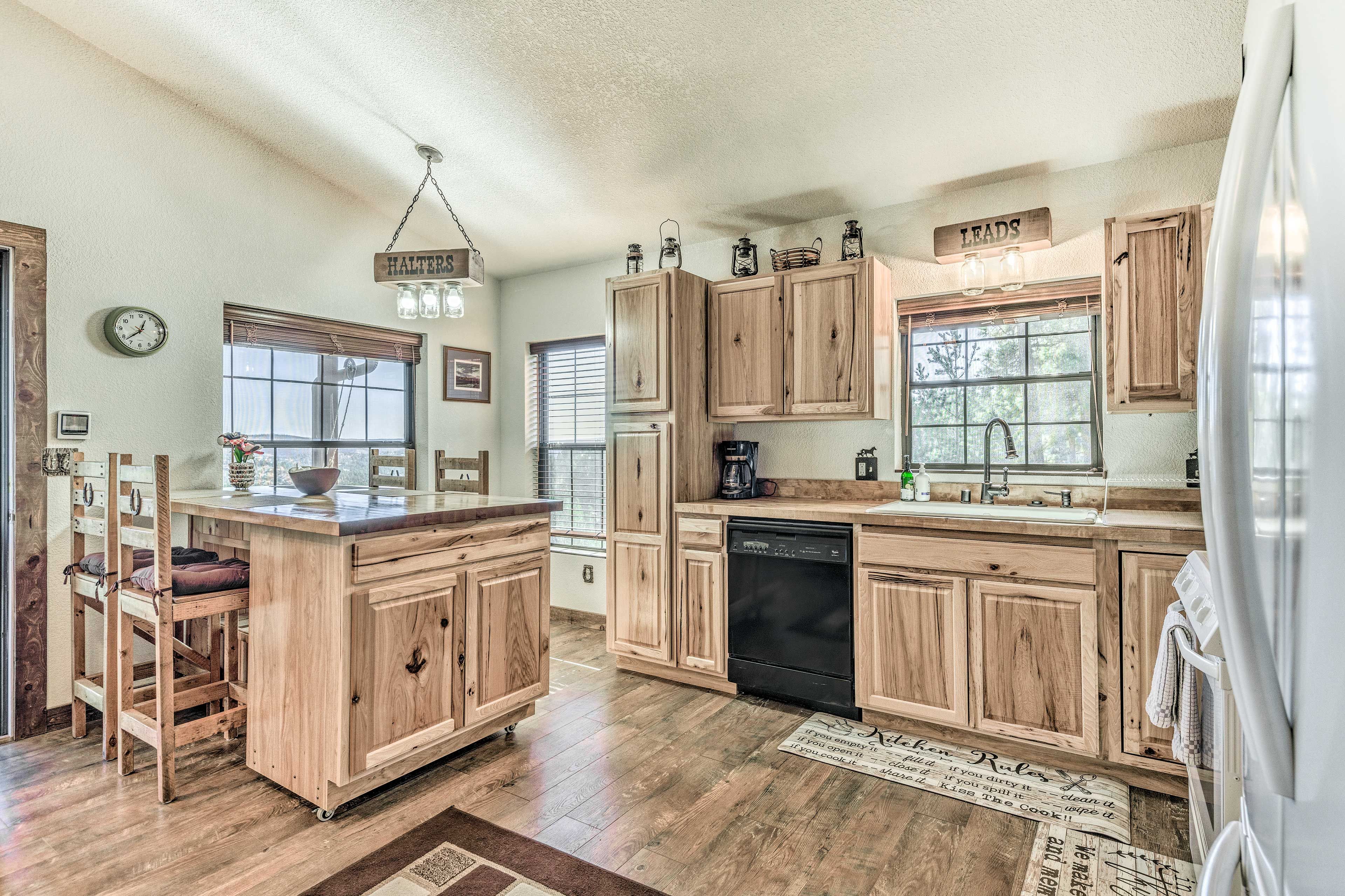 Kitchen | Main Level | Coffee Maker | Dishwasher