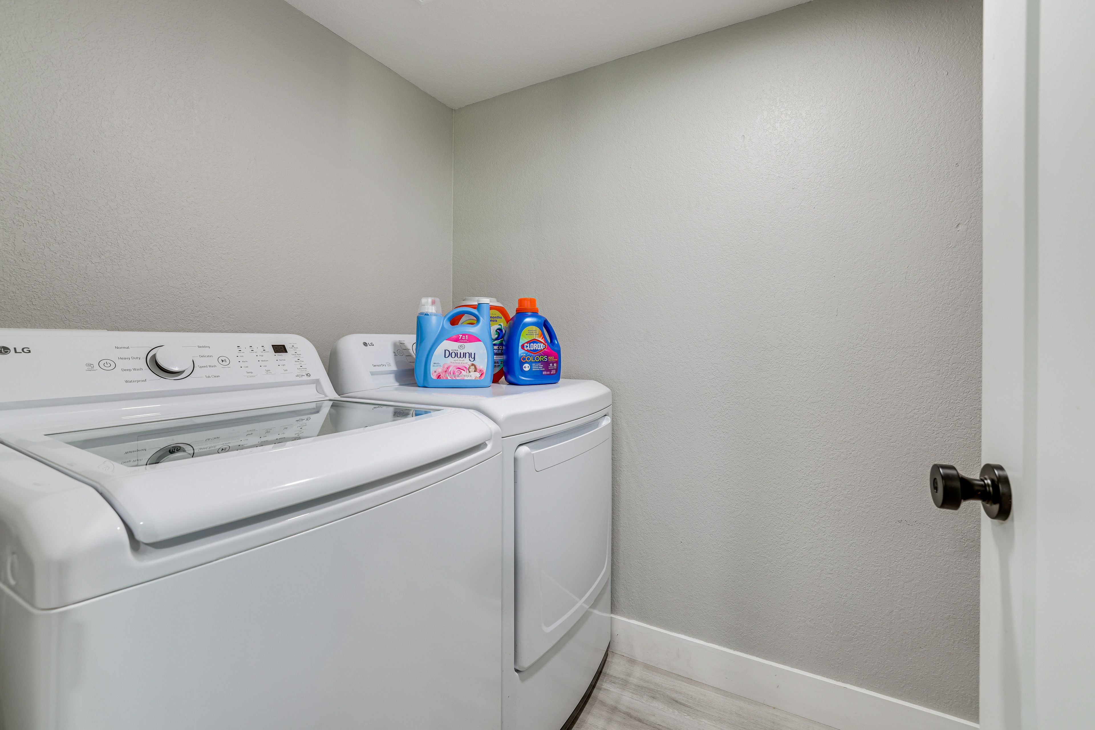 Washer & Dryer