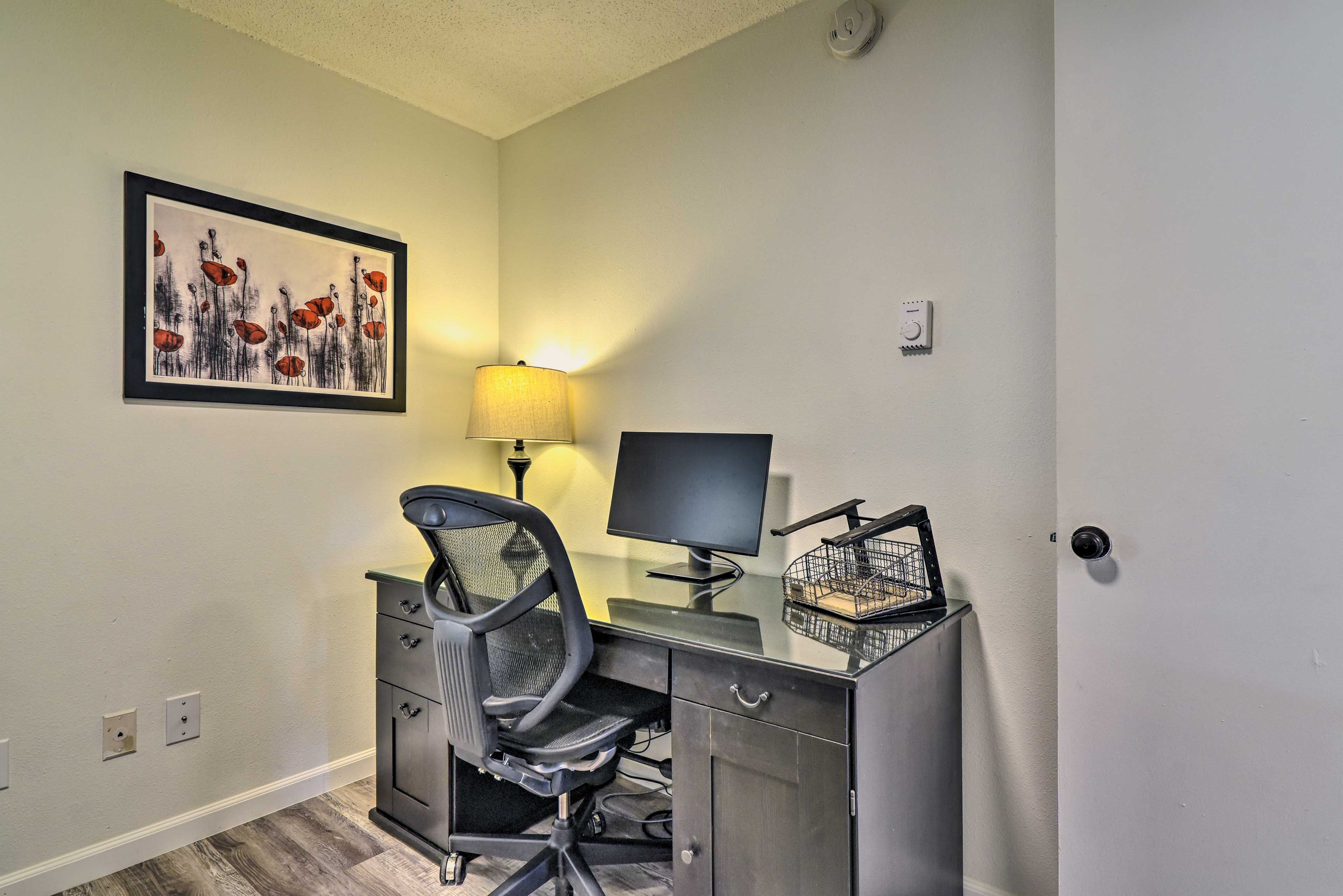 Designated Workspace | Desk w/ Monitor