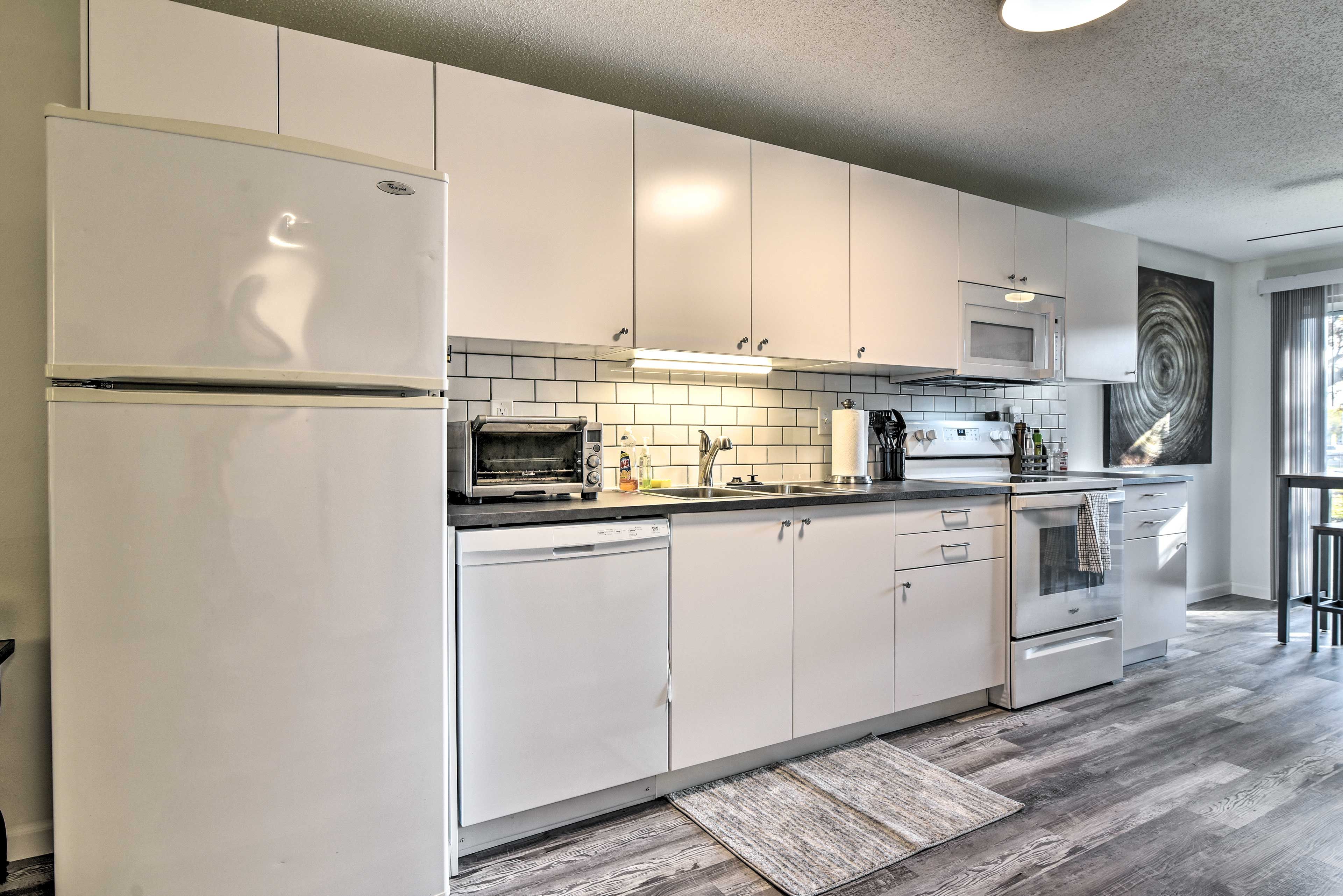 Kitchen | Main Level | Cooking Basics | Complimentary Spices