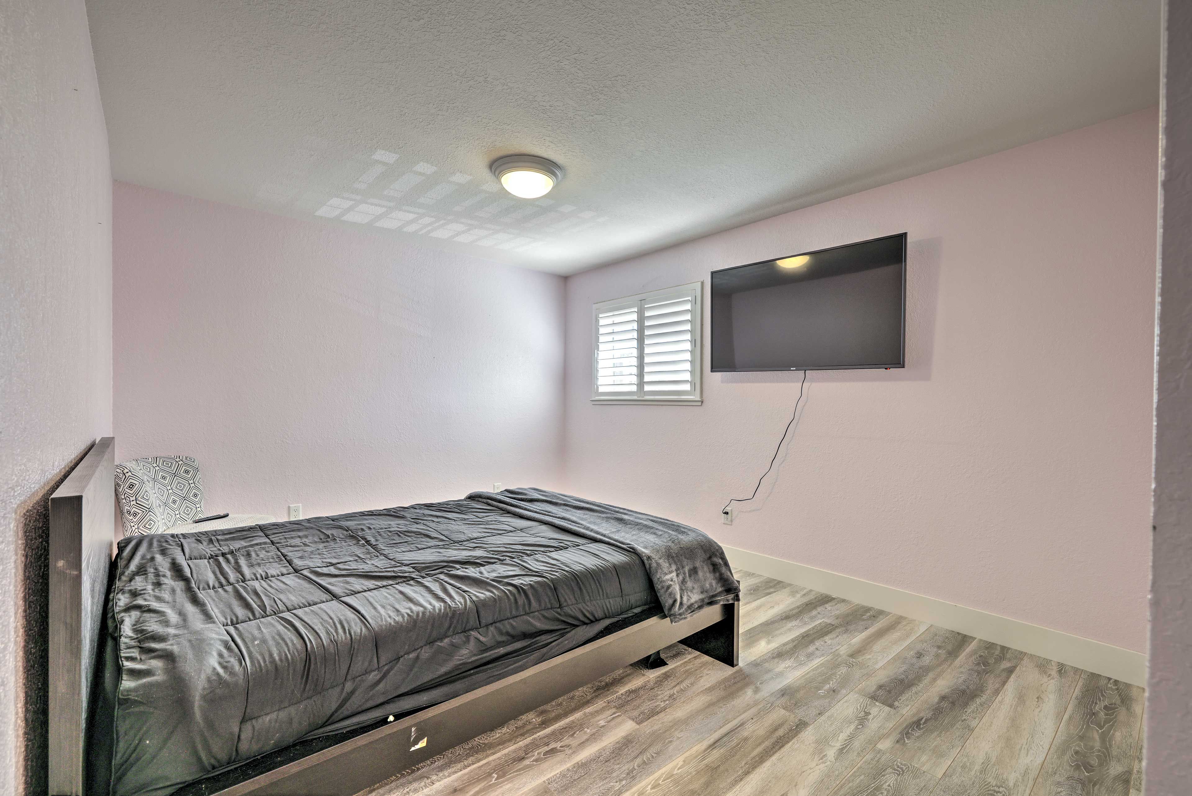 Bedroom 2 | Queen Bed | Linens Provided