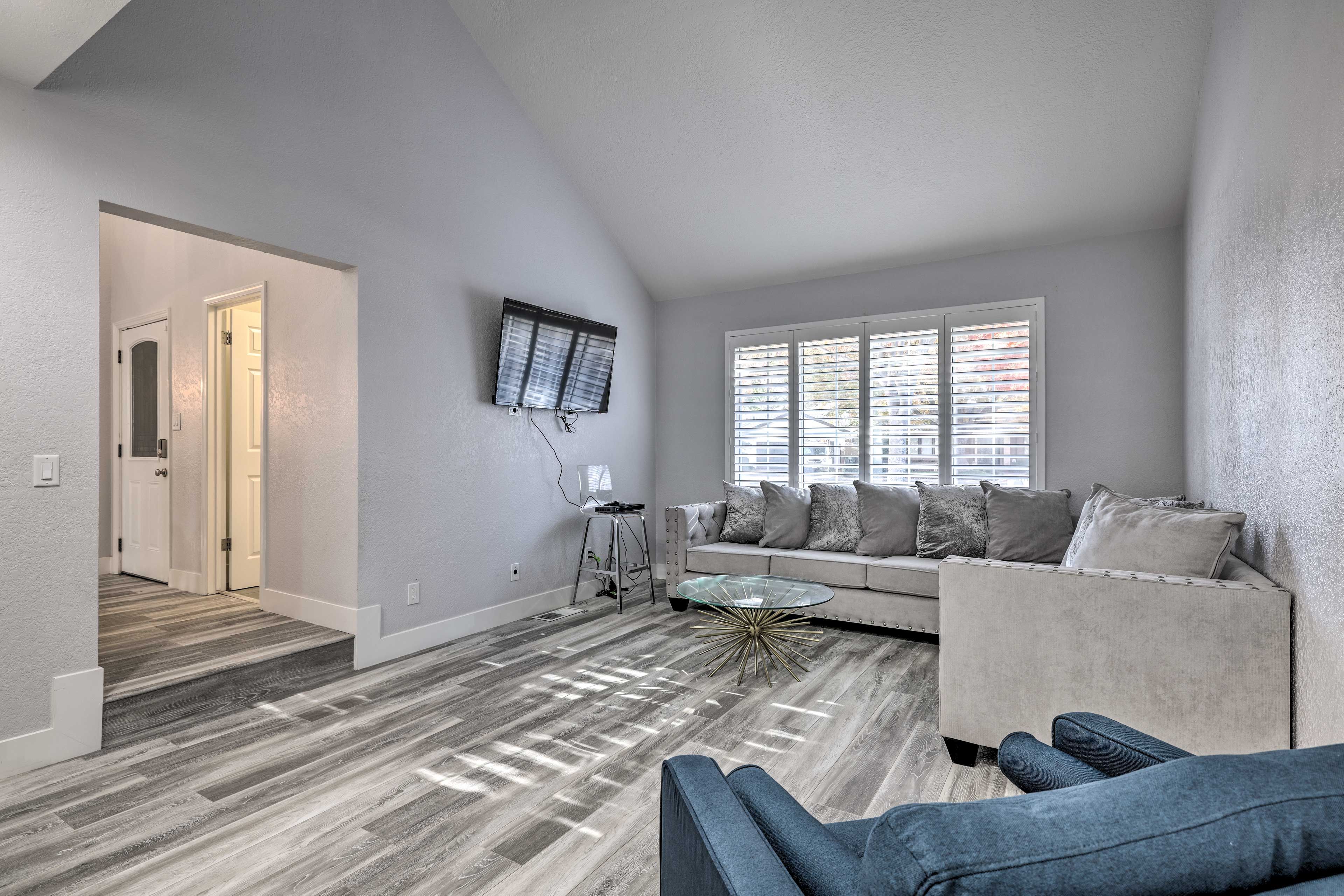 Living Room | Keyless Entry | 1 Step Down