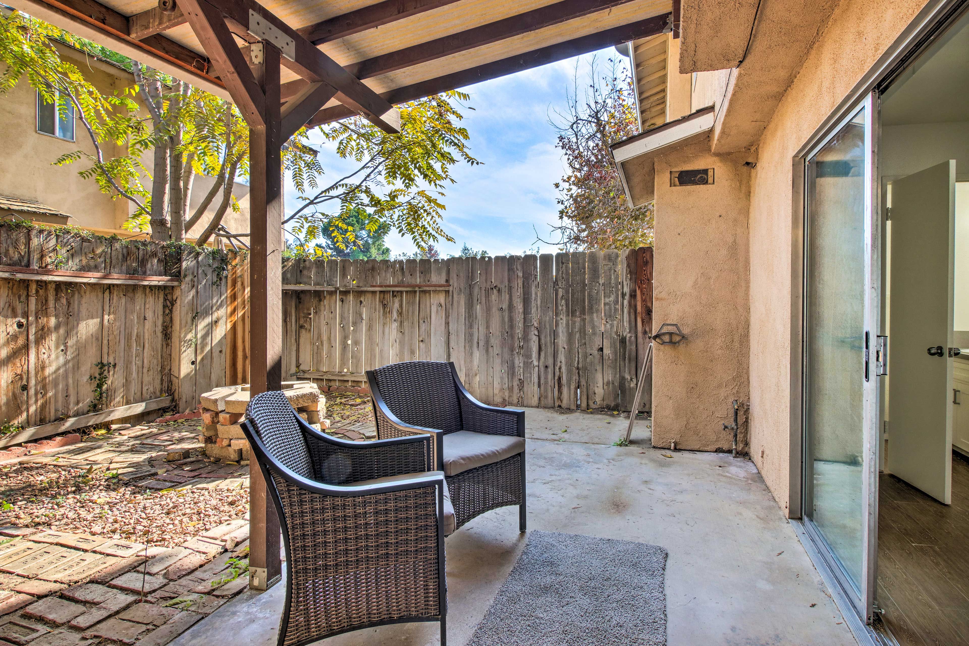 Private Yard | Patio
