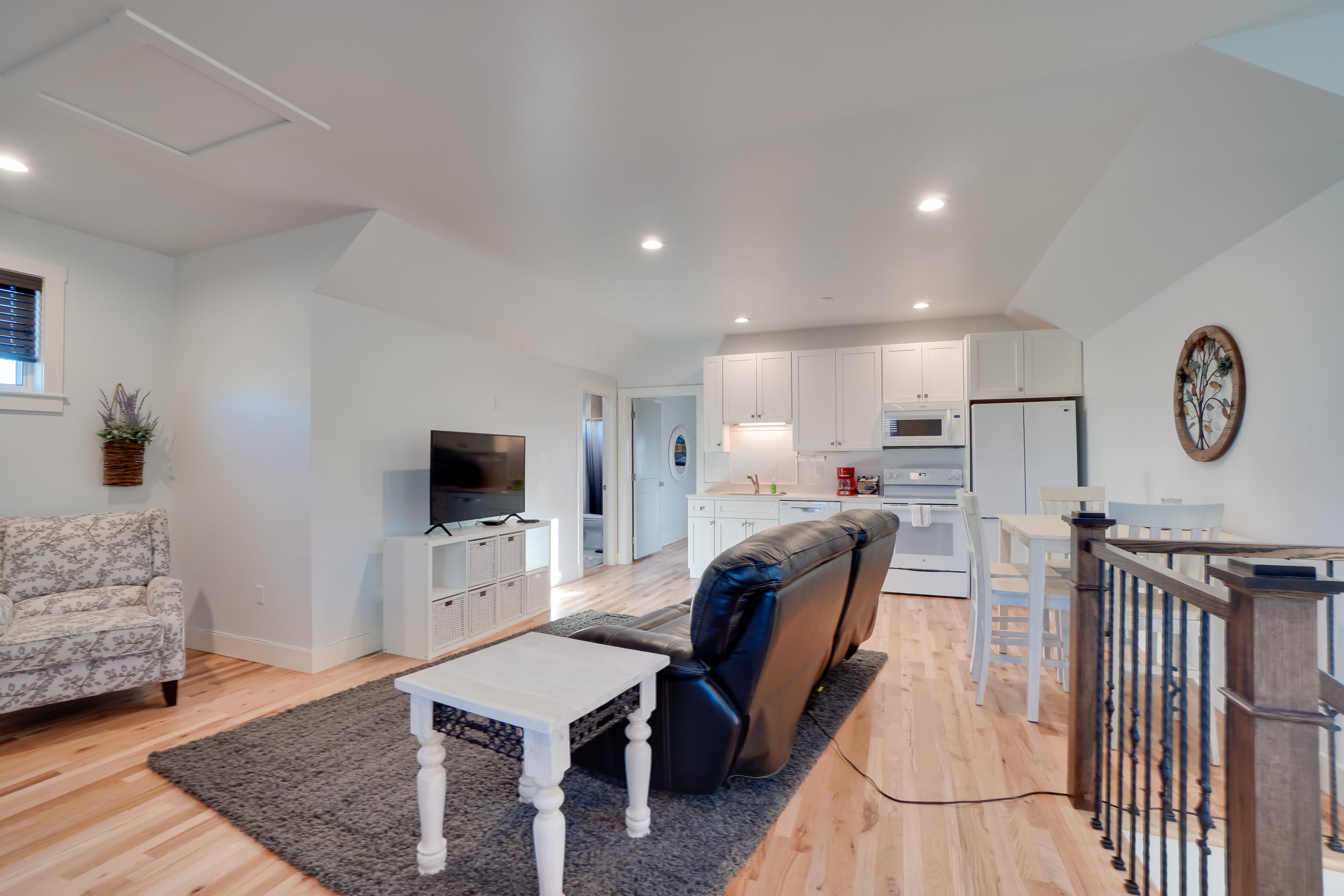 Castle Rock Vacation Rental | 1BR | 1BA | 1,000 Sq Ft | Stairs Required