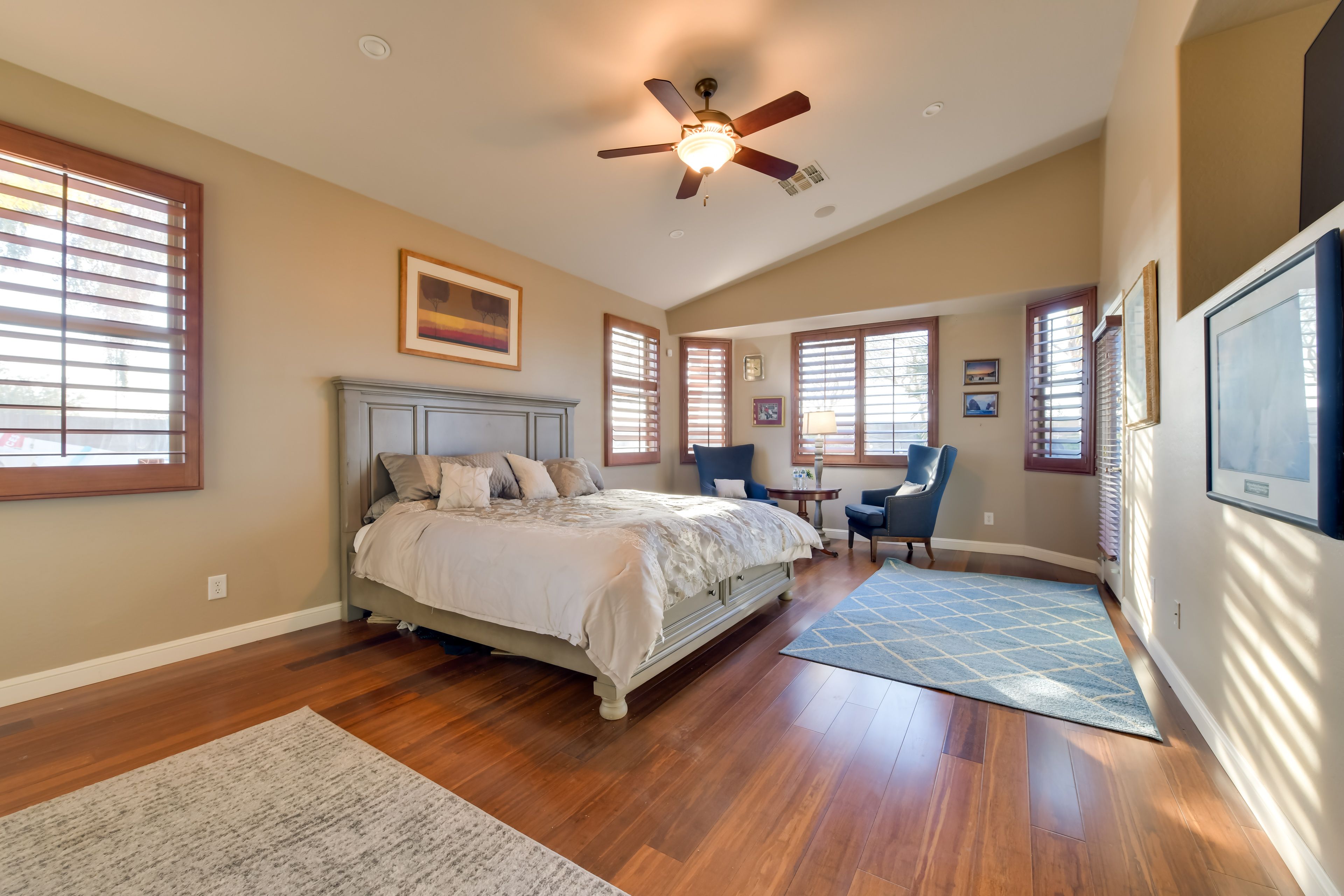 Bedroom 1 | California King Bed