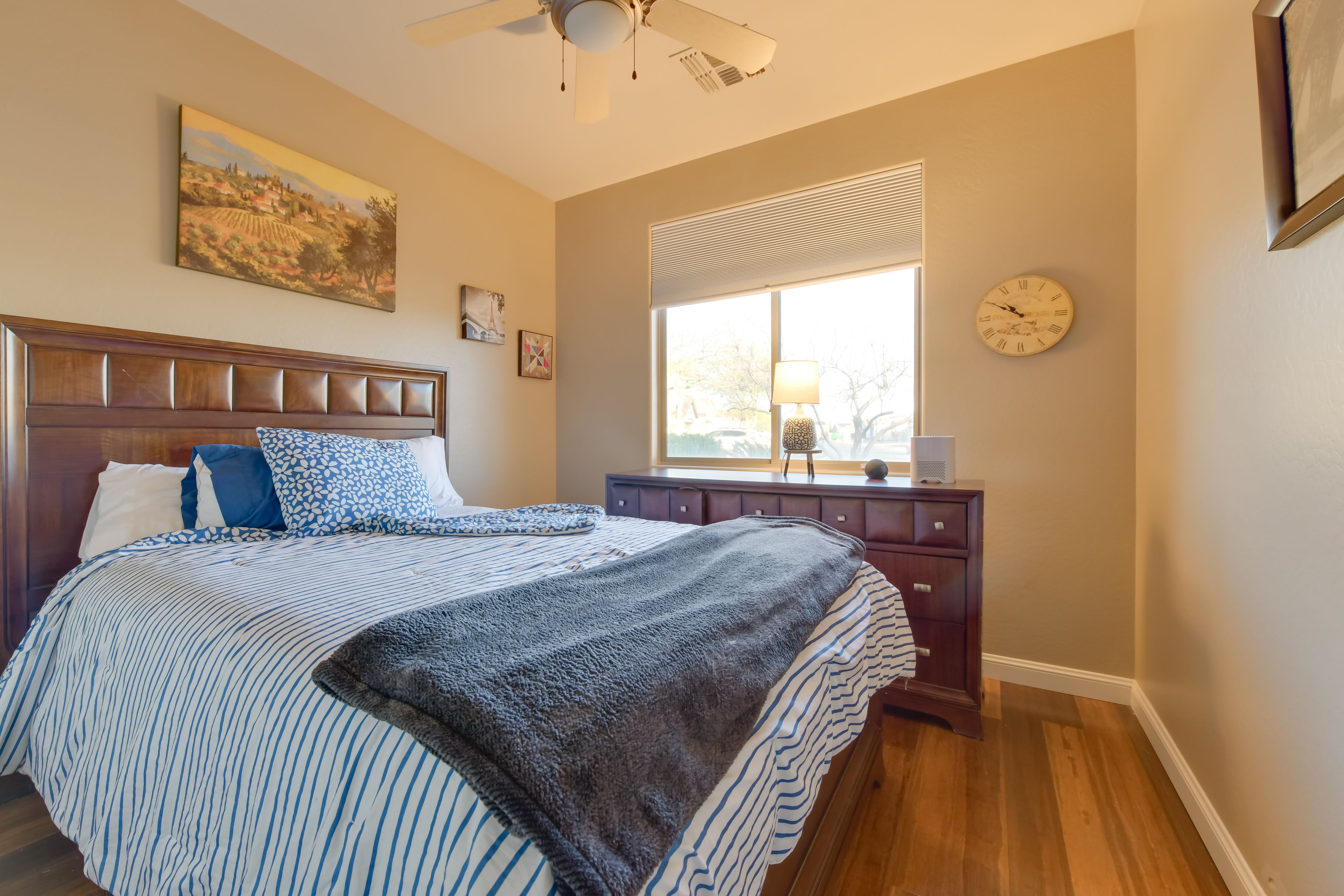 Bedroom 2 | Queen Bed