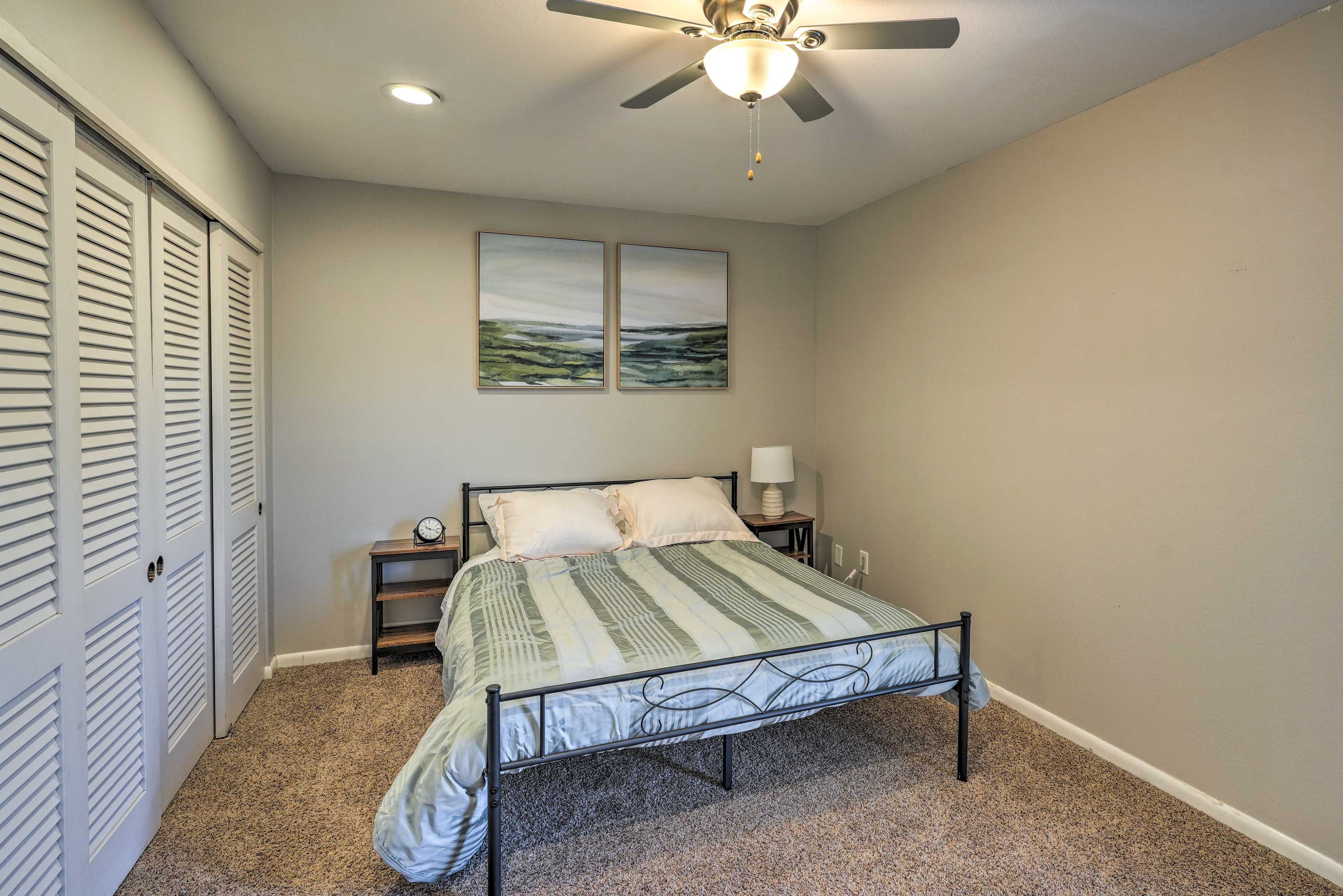 Bedroom 2 | Queen Bed