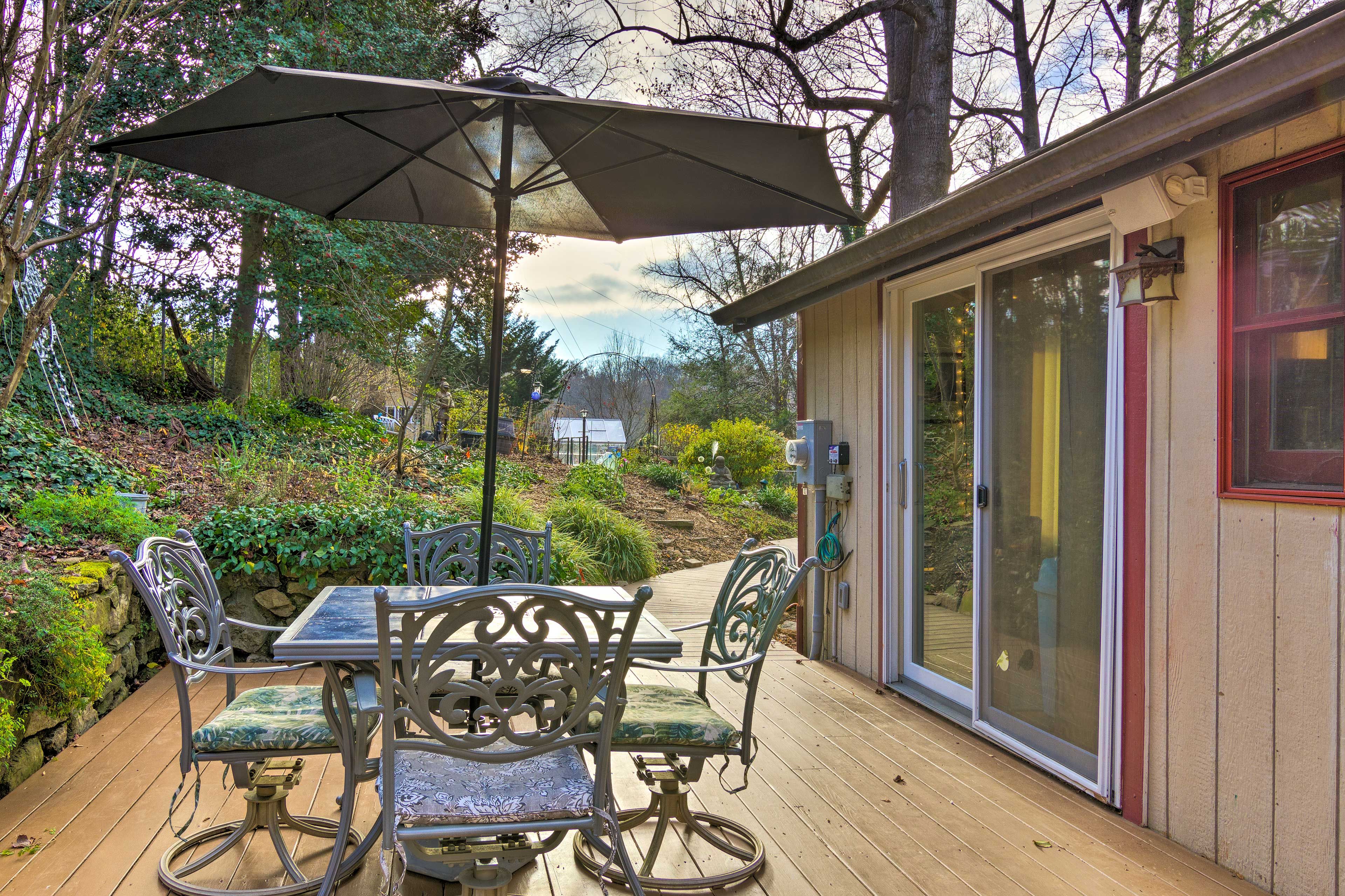 Deck | Grill