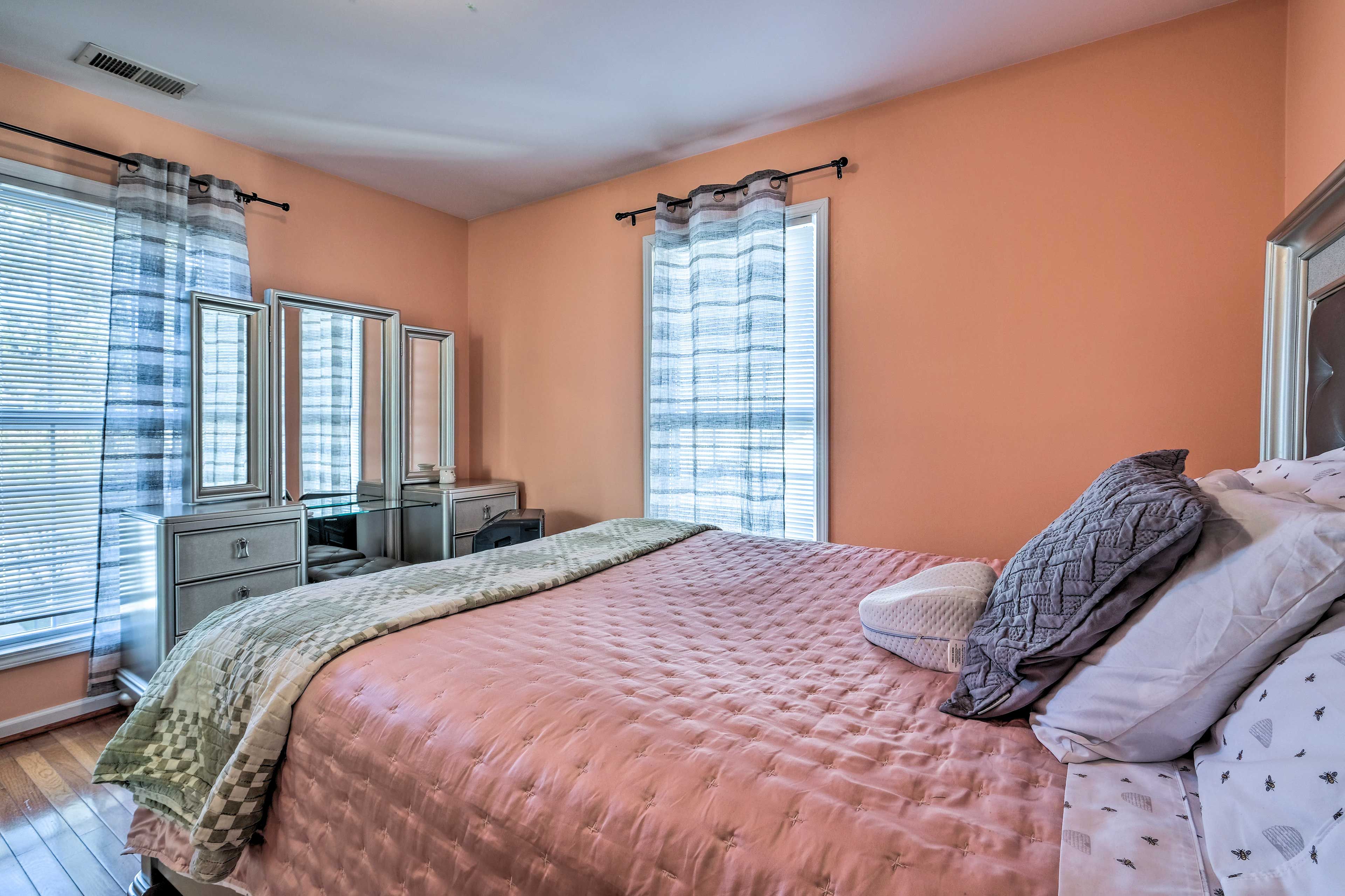 Bedroom 1 | 2nd Floor | Queen Bed | Linens Provided