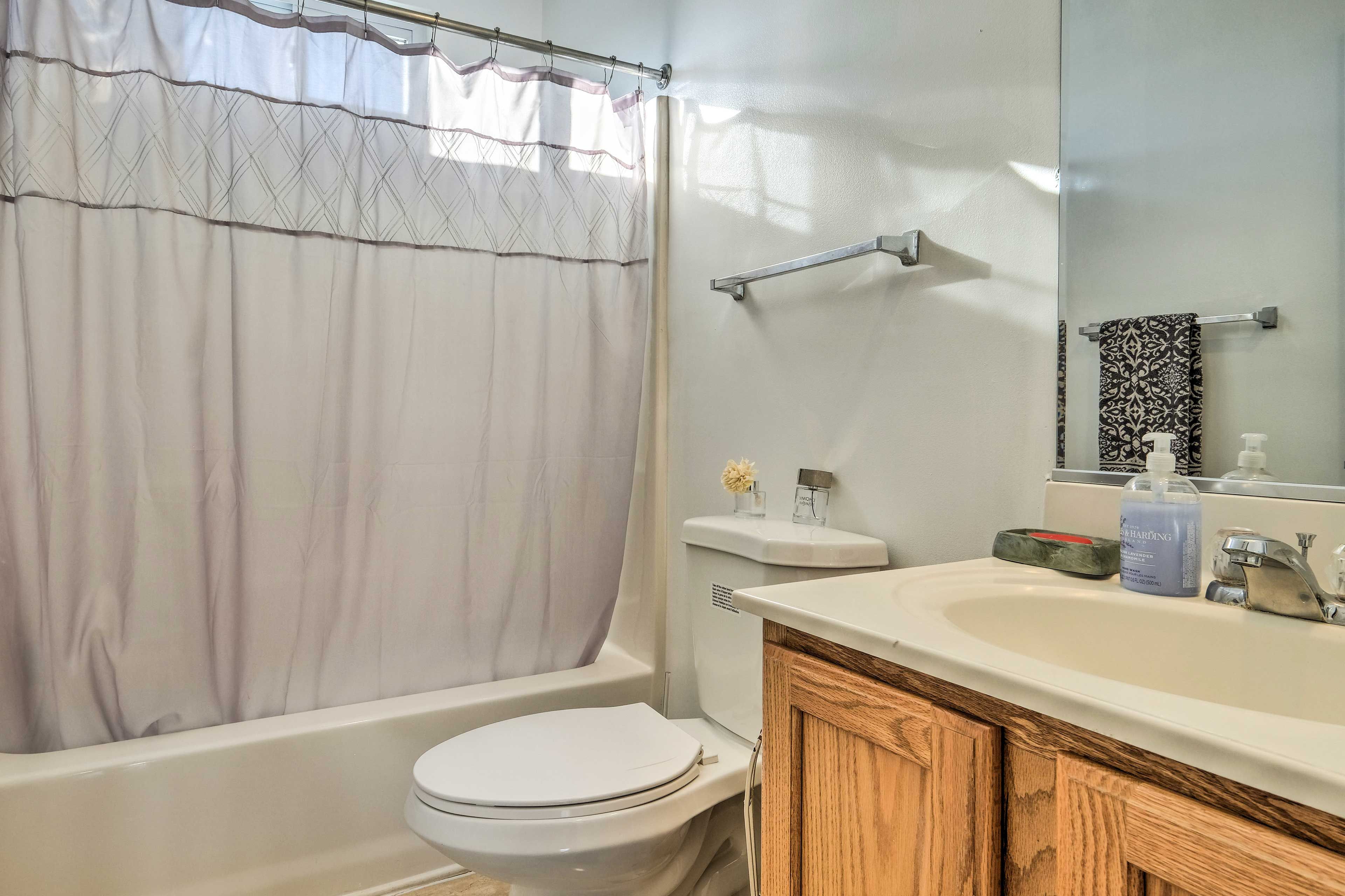 Full Bathroom