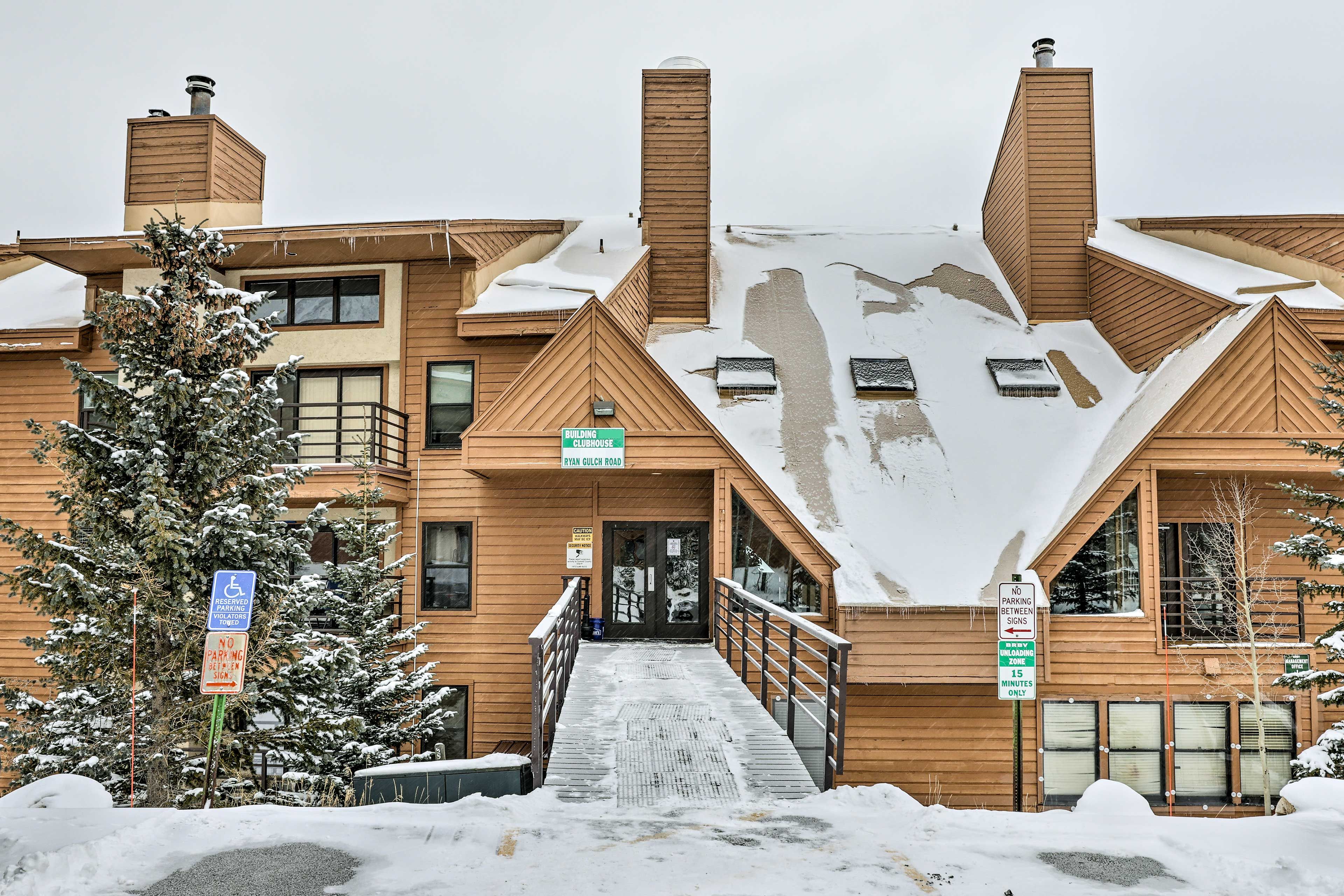 Buffalo Village Community Amenities