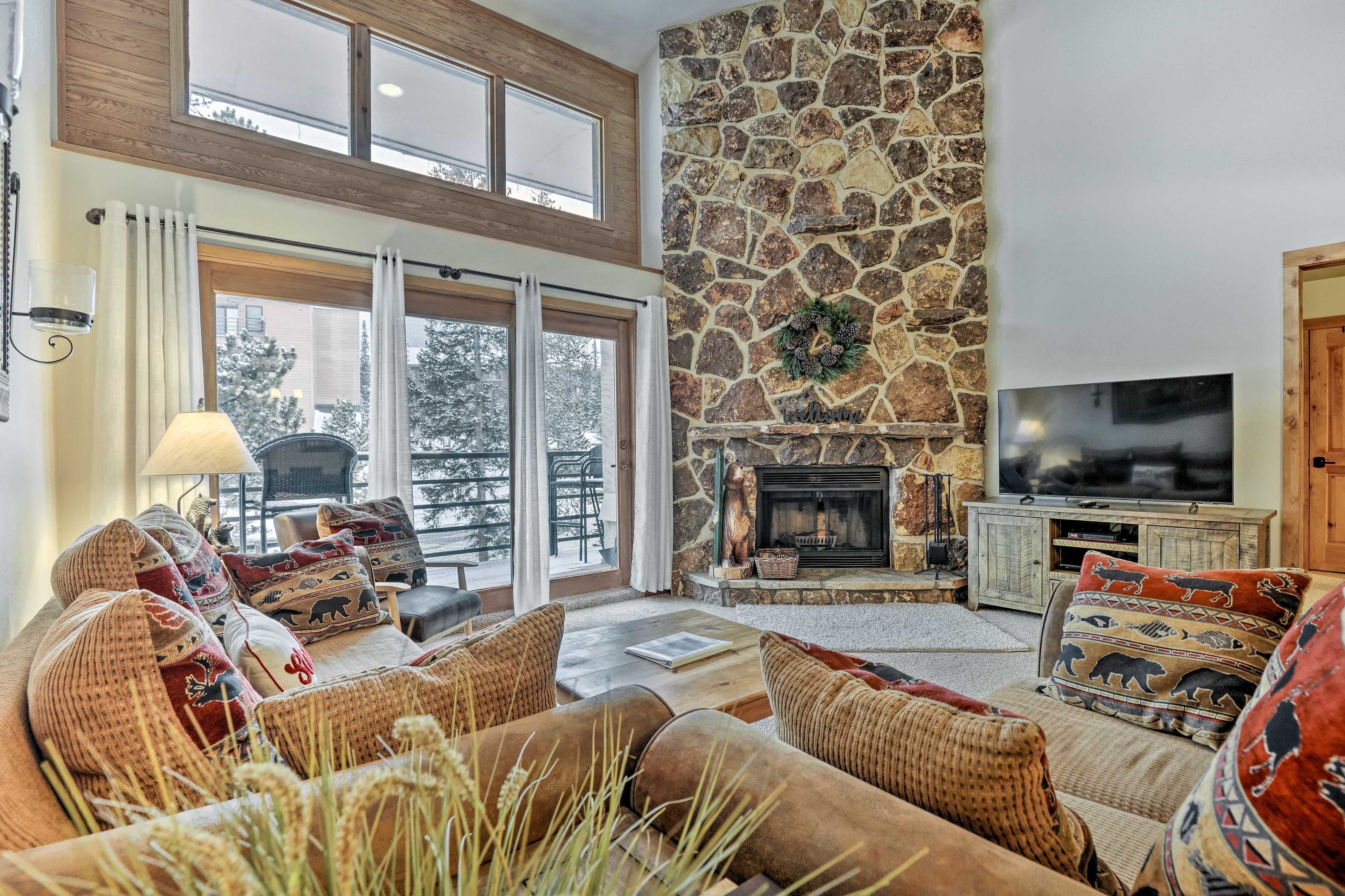 Silverthorne Vacation Rental | 2BR | 3BA | 1,100 Sq Ft | Elevator Access