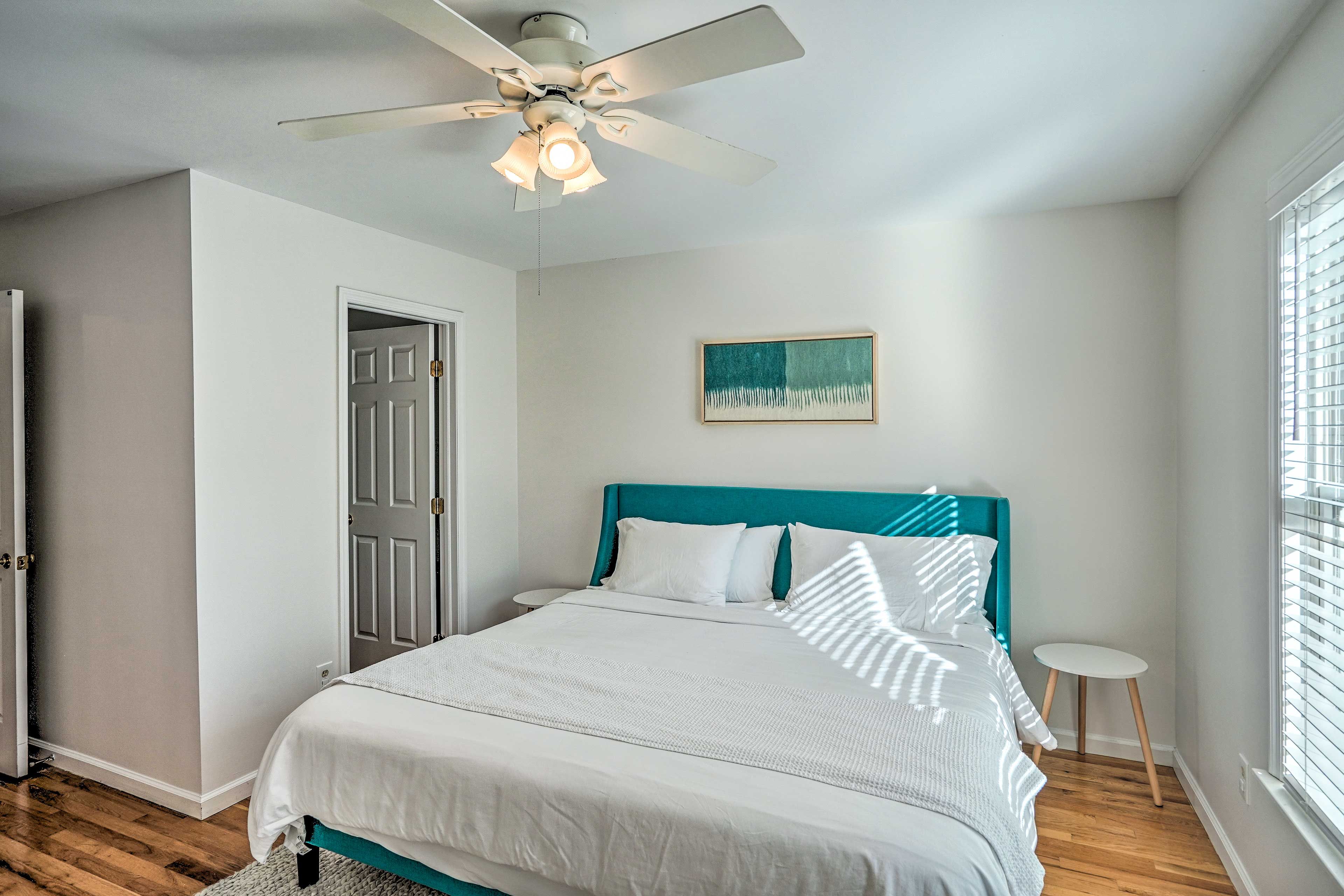 Bedroom 2 | King Bed