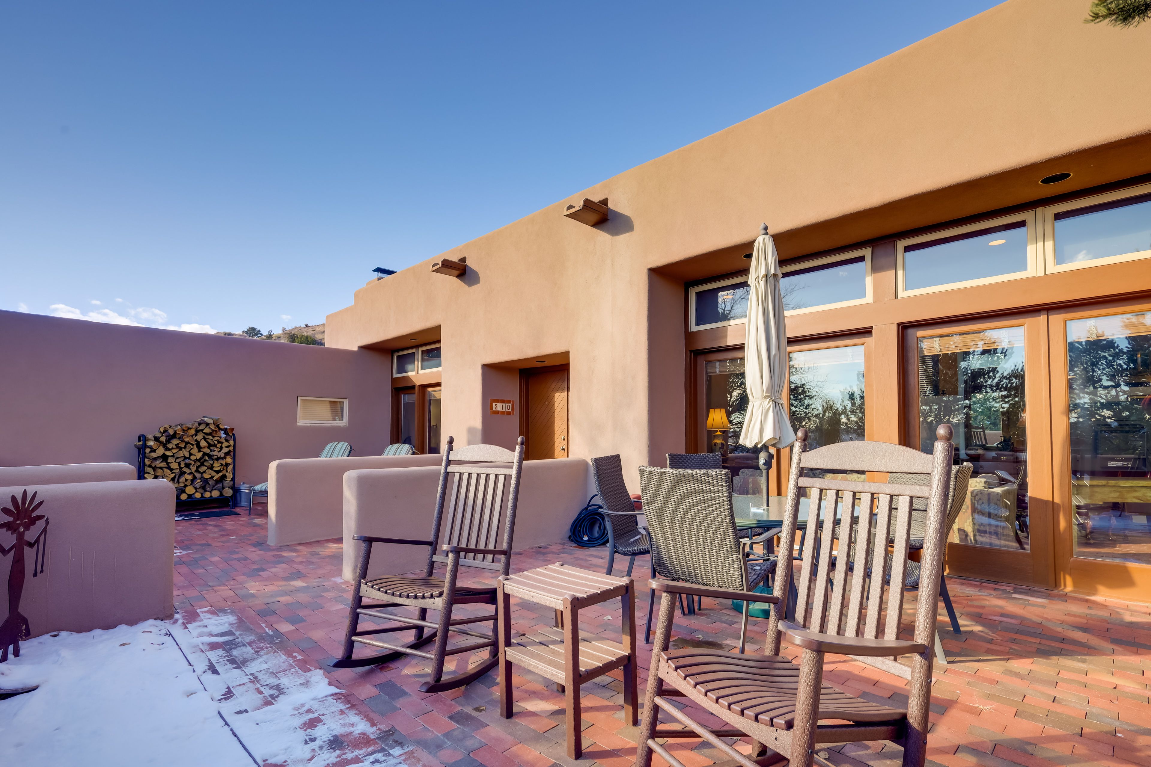 Balcony | Gas Grill (Propane Provided)
