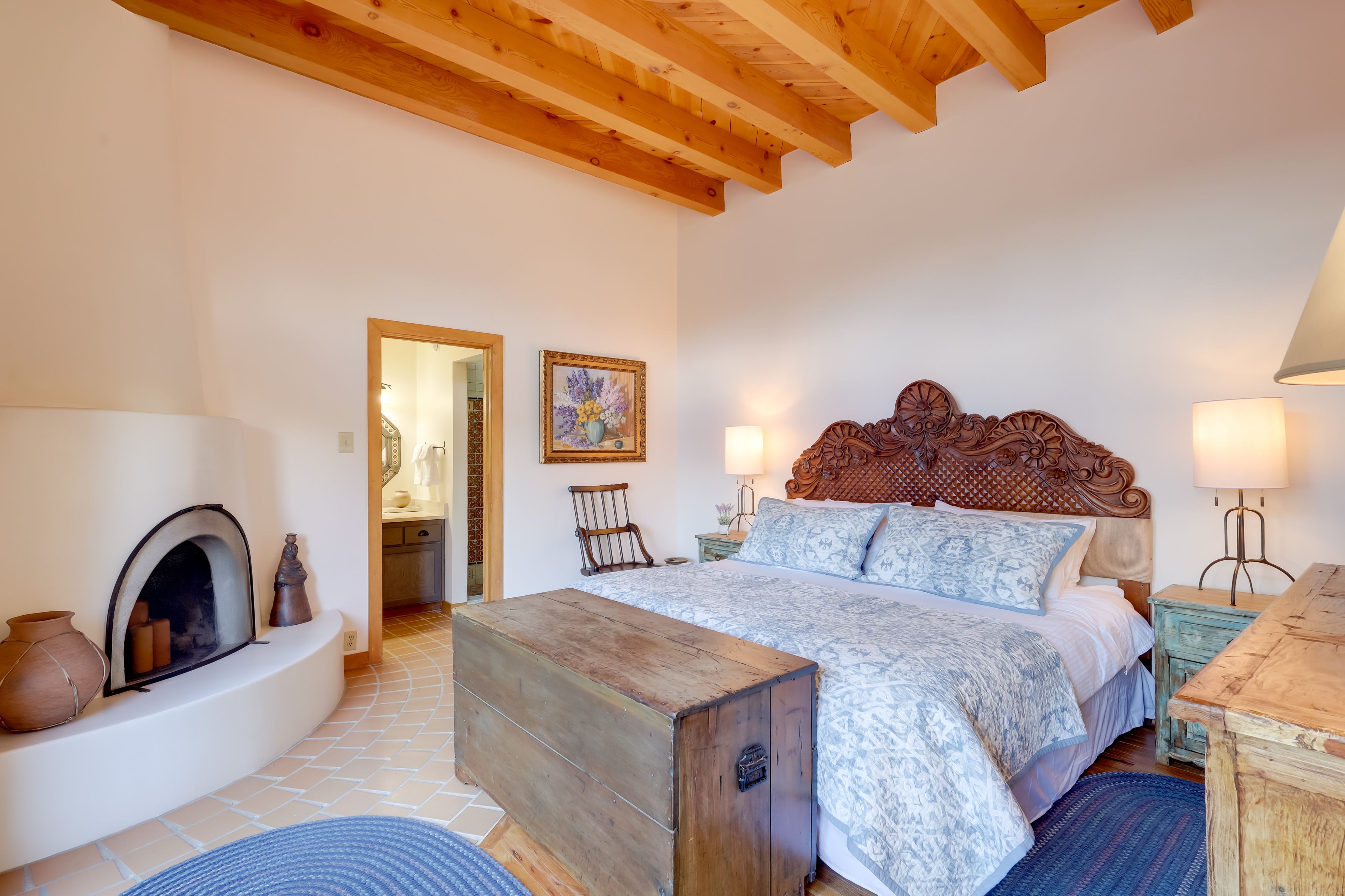 Bedroom 1 | King Bed
