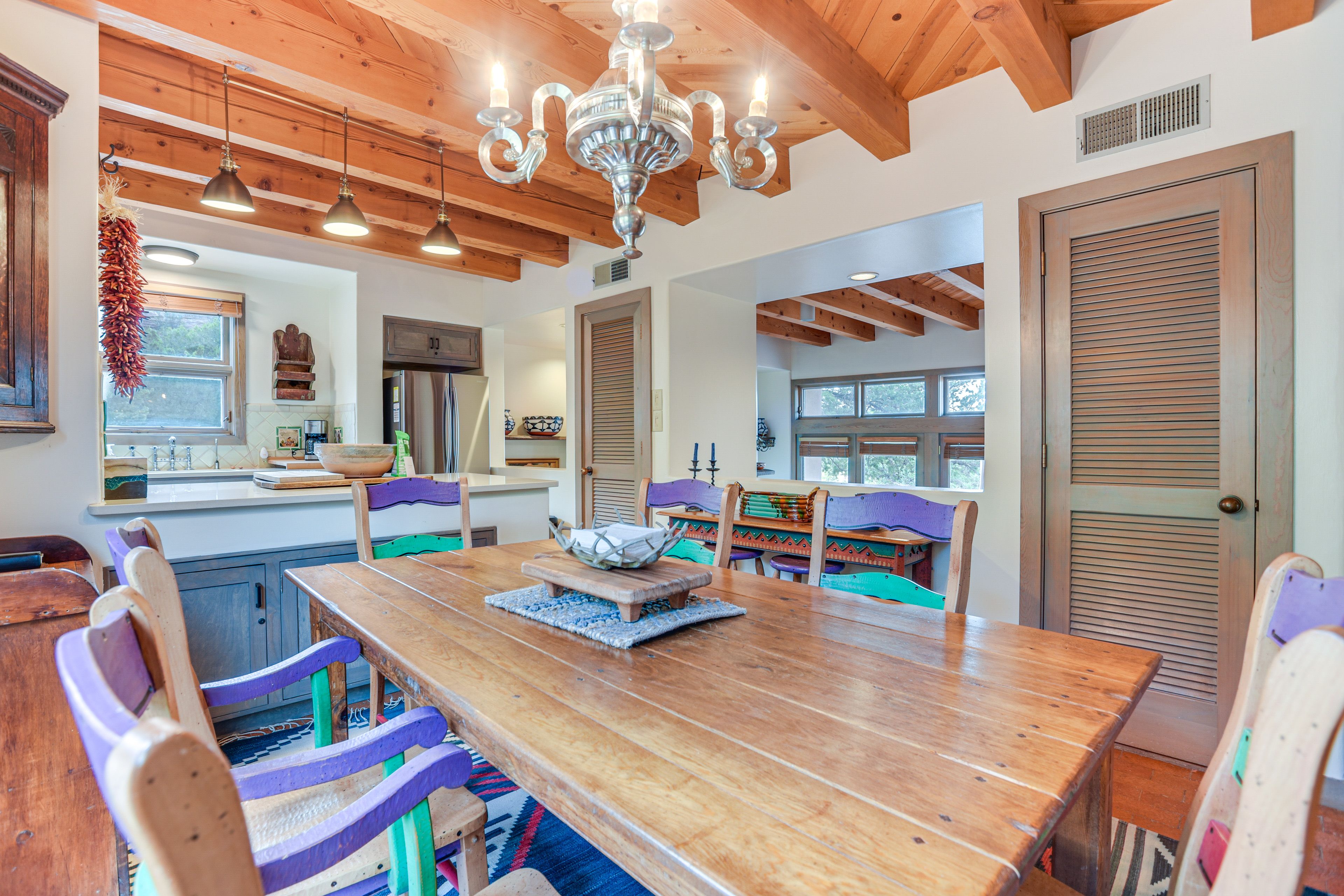 Dining Area | Dishes & Flatware Provided