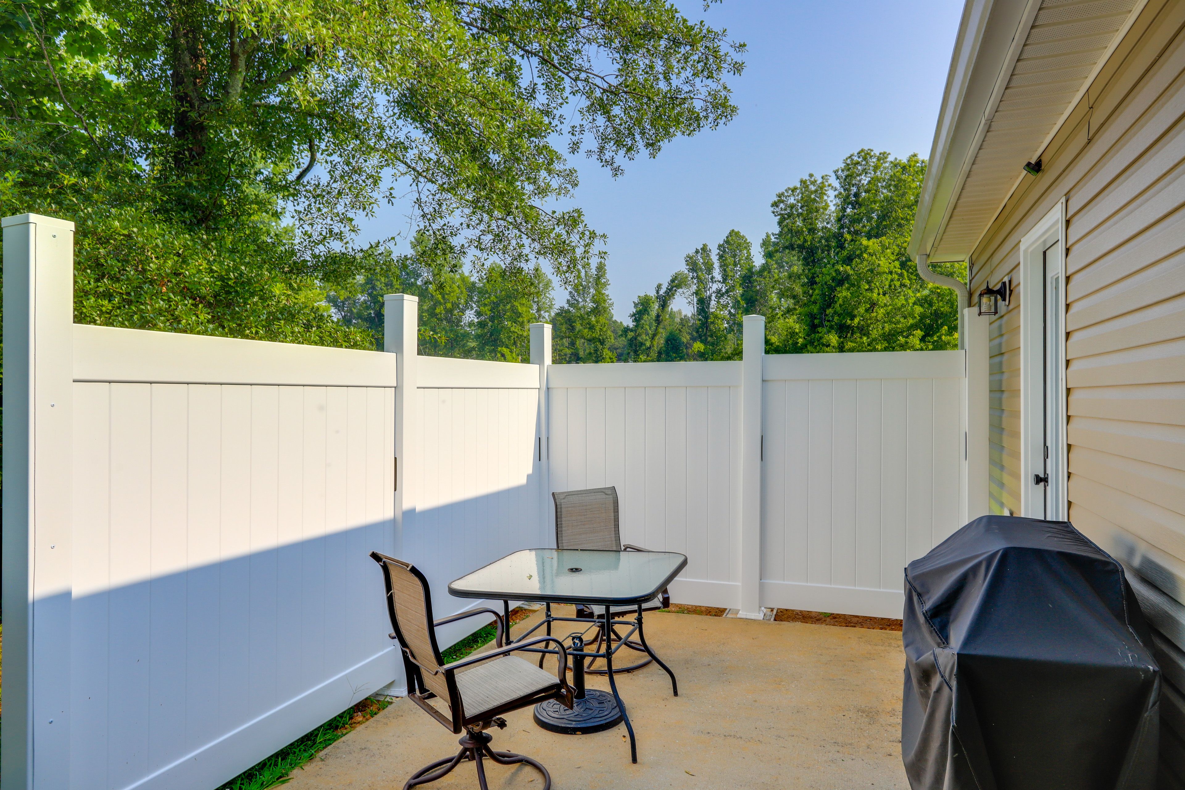Private Patio | Outdoor Dining