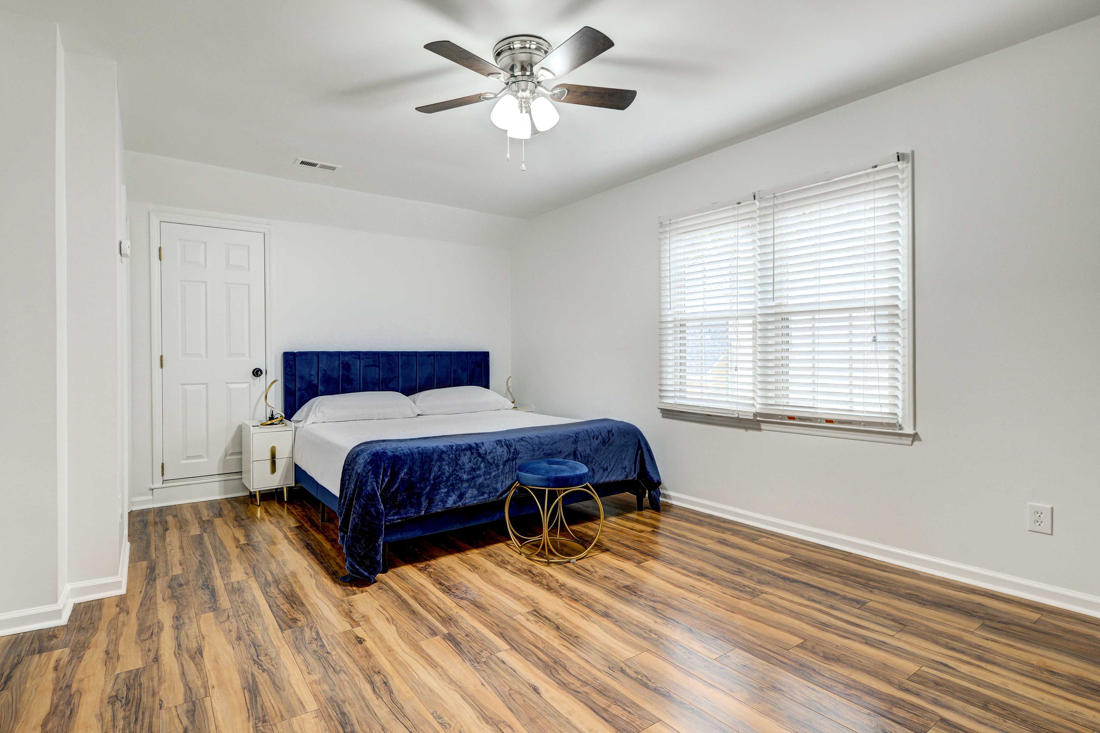 Bedroom 1 | King Bed | Linens Provided