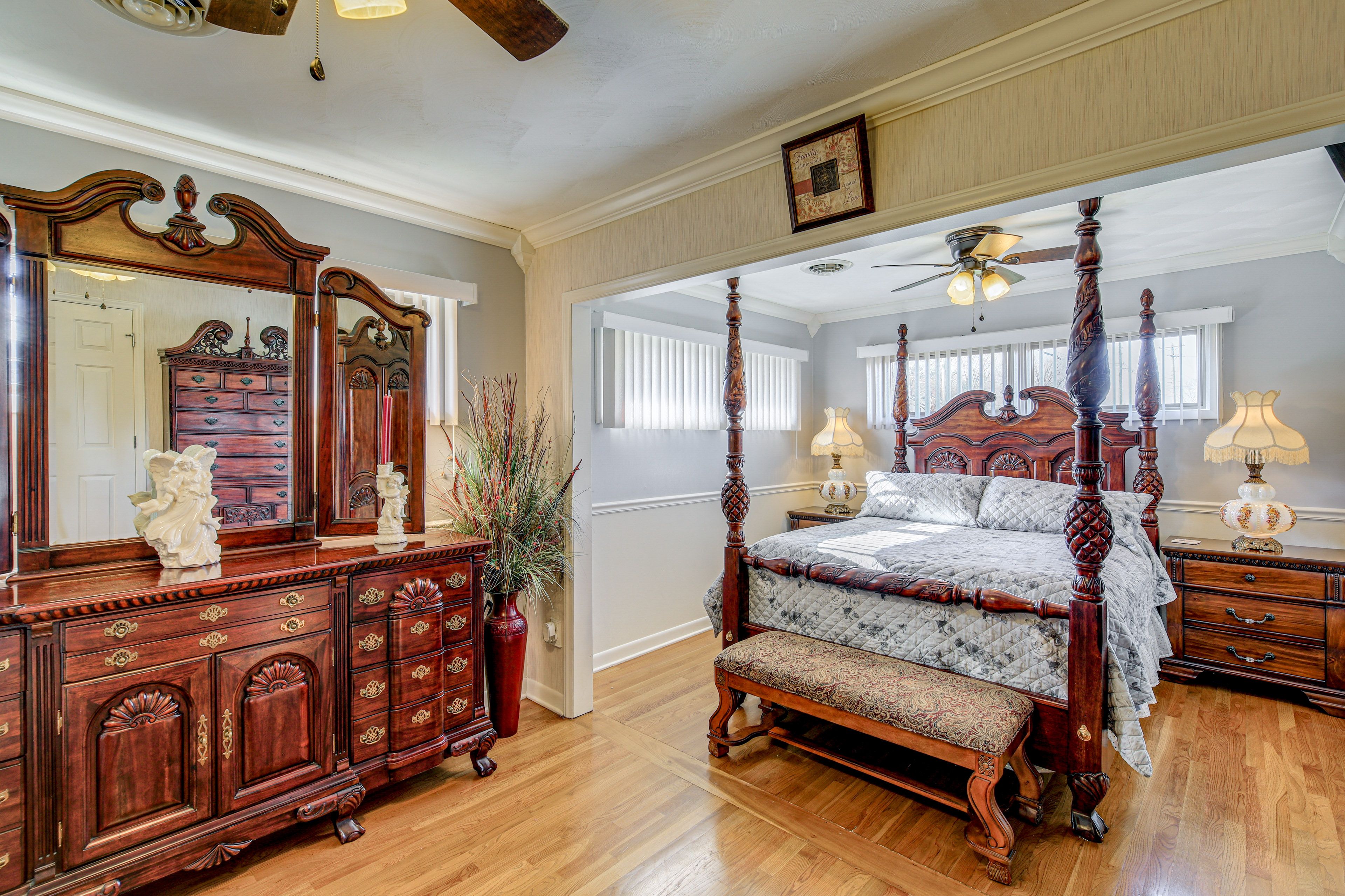 Bedroom 1 | Queen Bed | Linens Provided