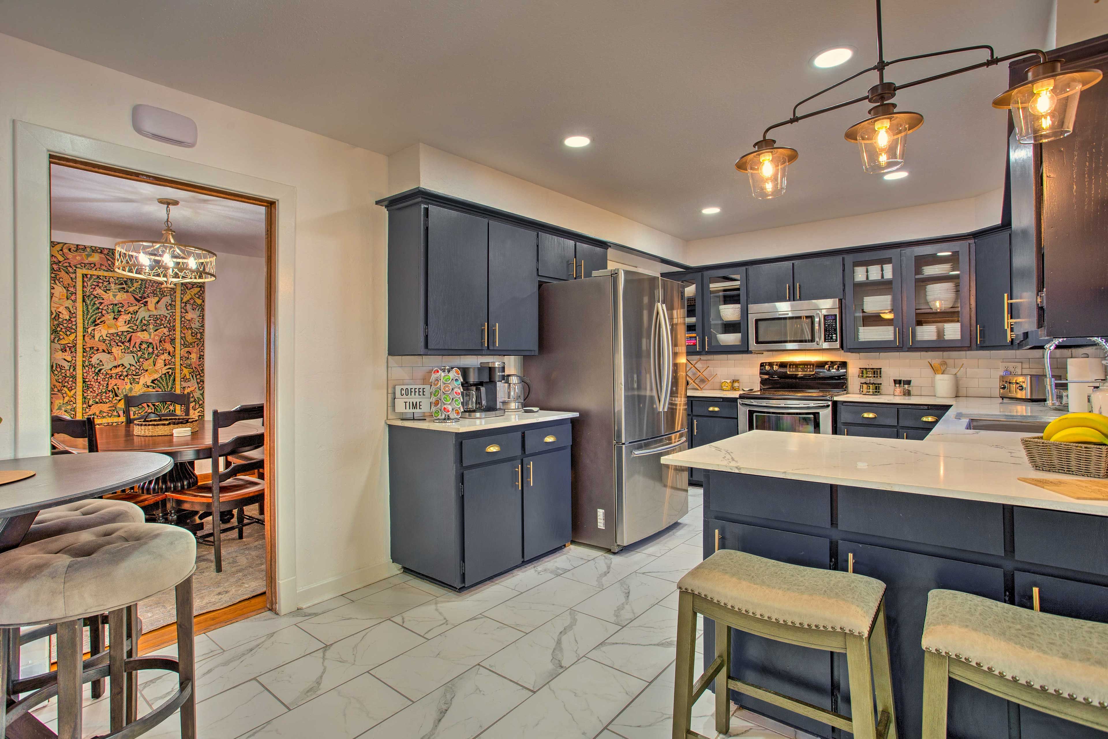Kitchen | Cooking Basics | Spices | Crockpot | Waffle Maker | High Chair