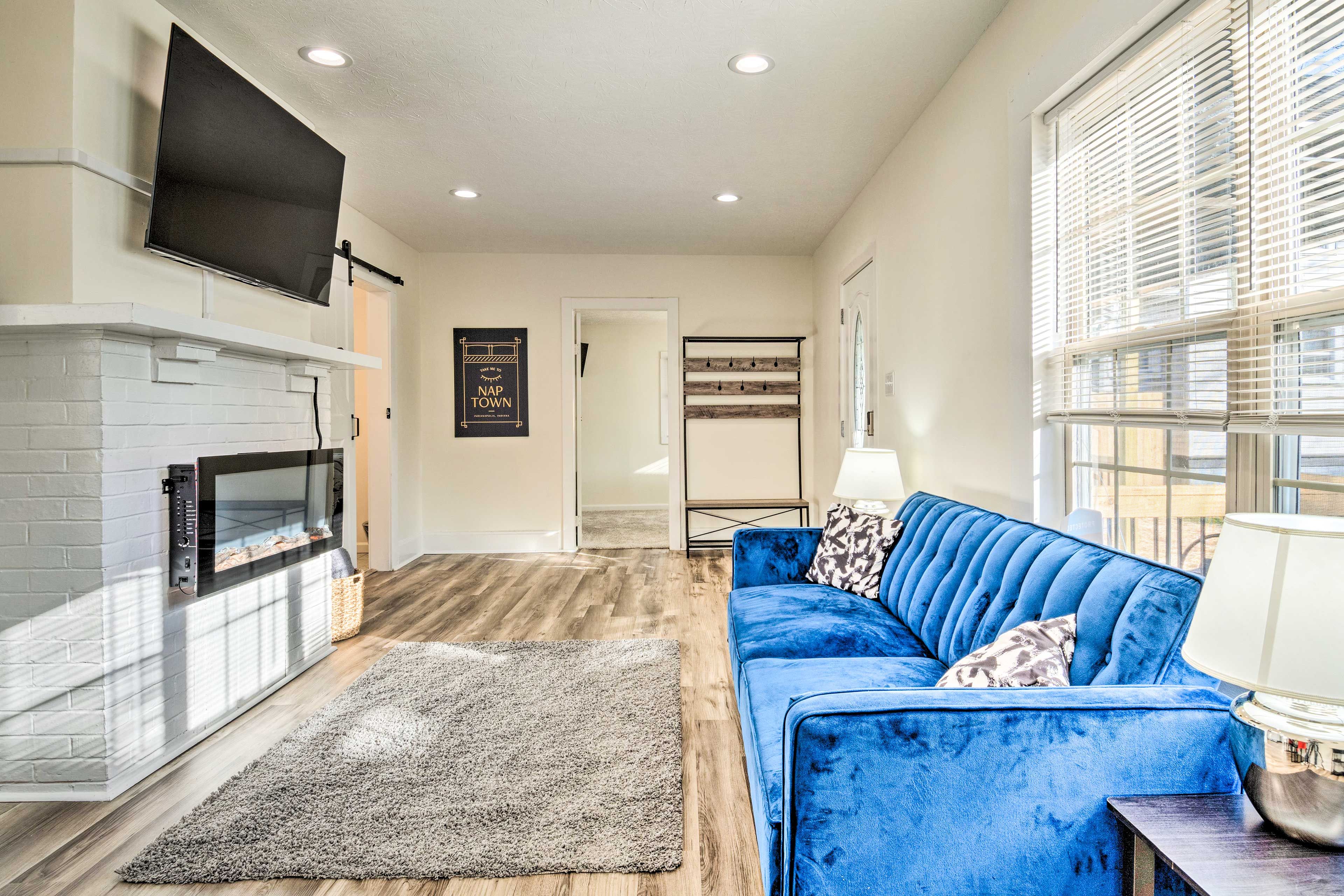 Indianapolis Vacation Rental | 2BR | 1BA | 2 Stairs Required to Enter