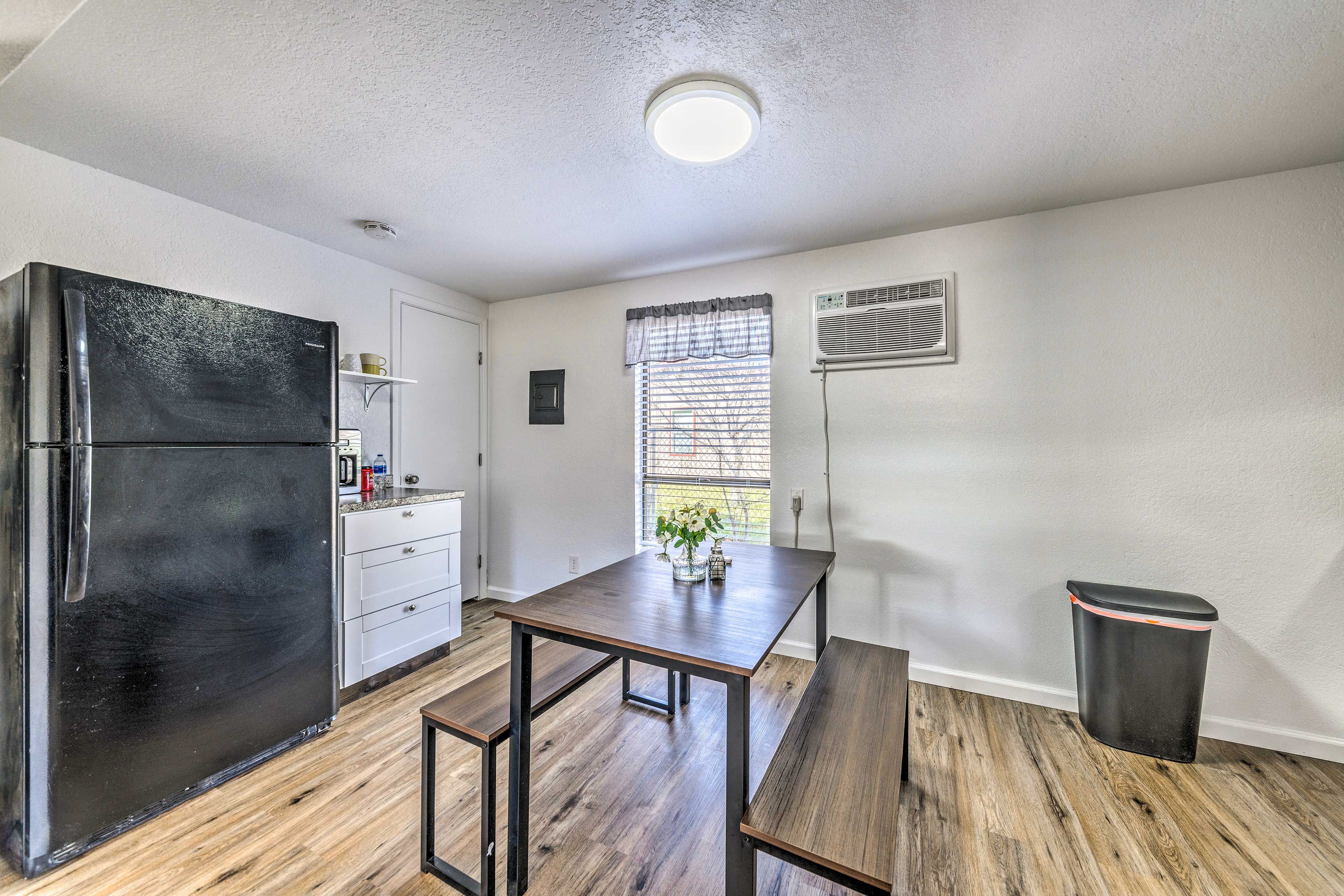 Kitchen | Cooking Basics | Dishware & Flatware | Toaster | Drip Coffee Maker