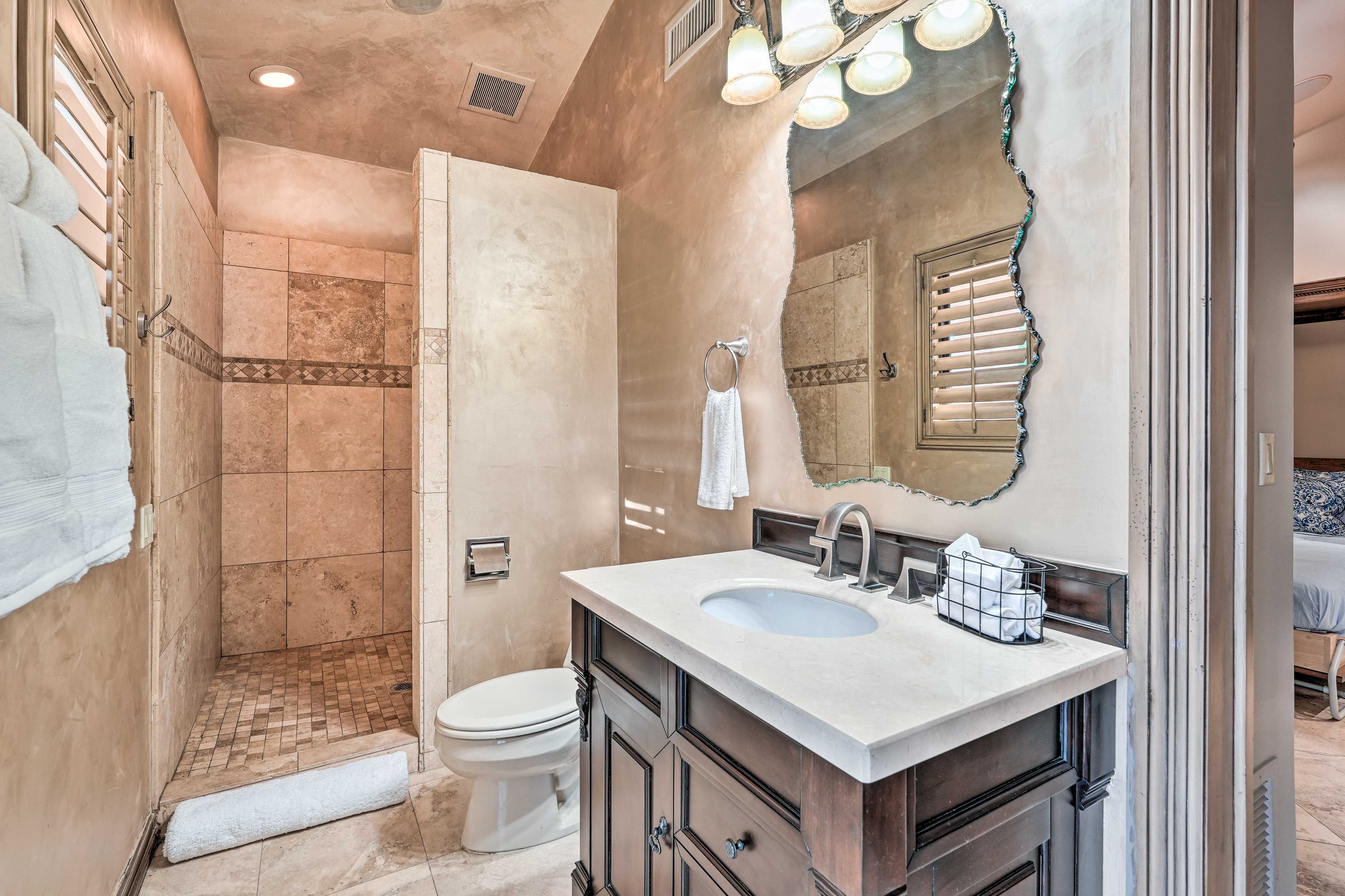 Bathroom | Towels Provided