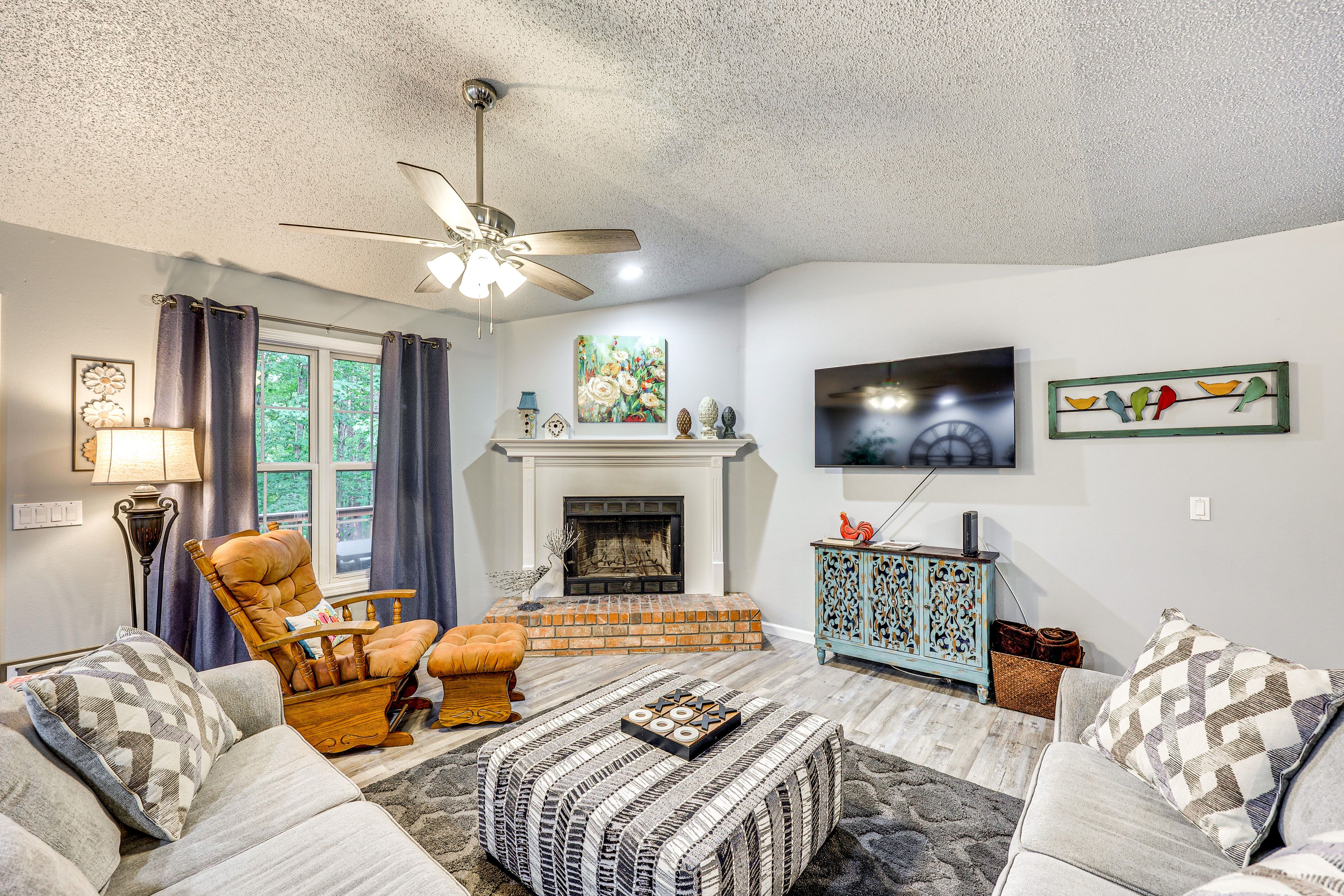 Hot Springs Village Vacation Rental | 2BR | 2BA | 1,344 Sq Ft | Stairs Required