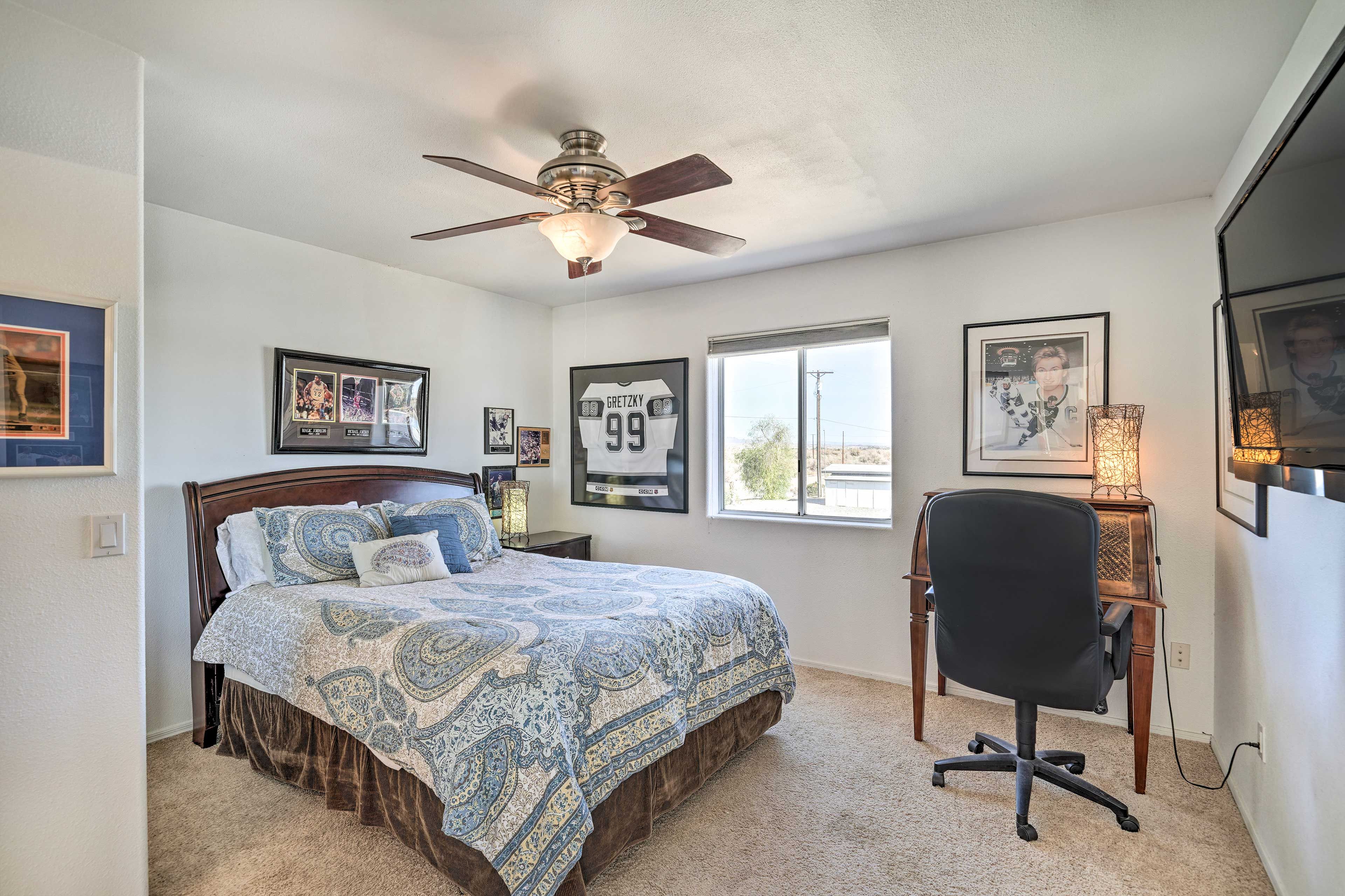 Bedroom 2 | Queen Bed