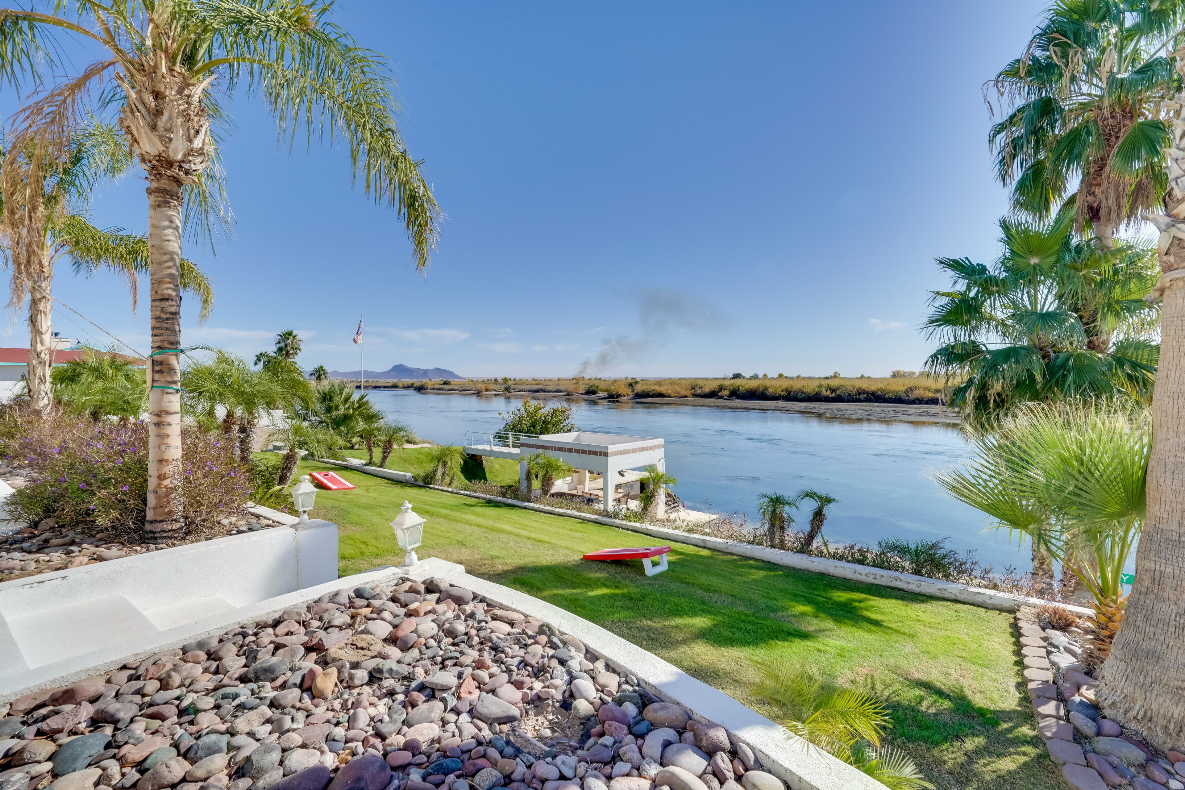 Spacious Yard | Cornhole | Bocce Ball | Volleyball Court