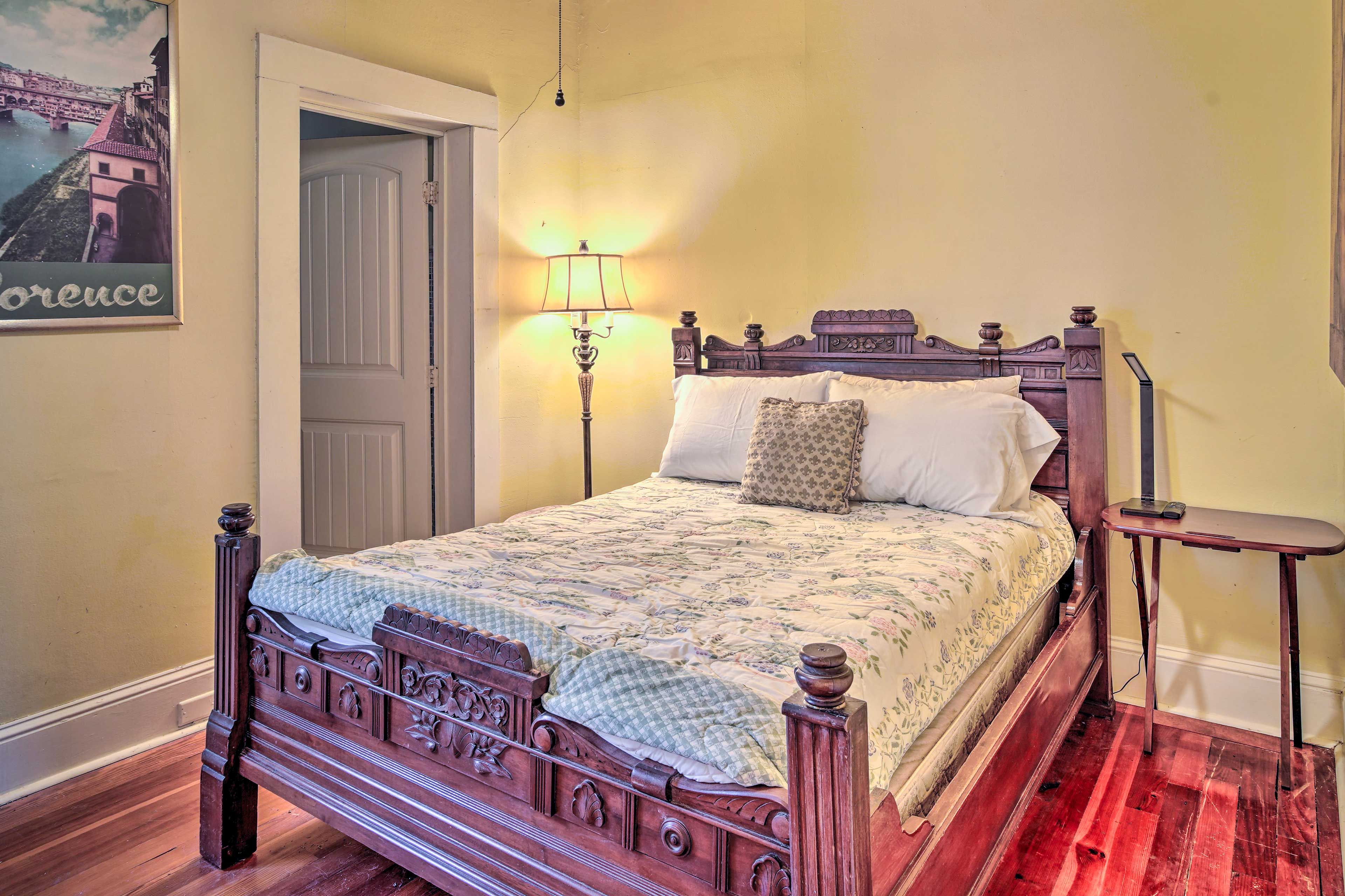 Bedroom 3 | 2nd Floor | Full Bed | Washer & Dryer