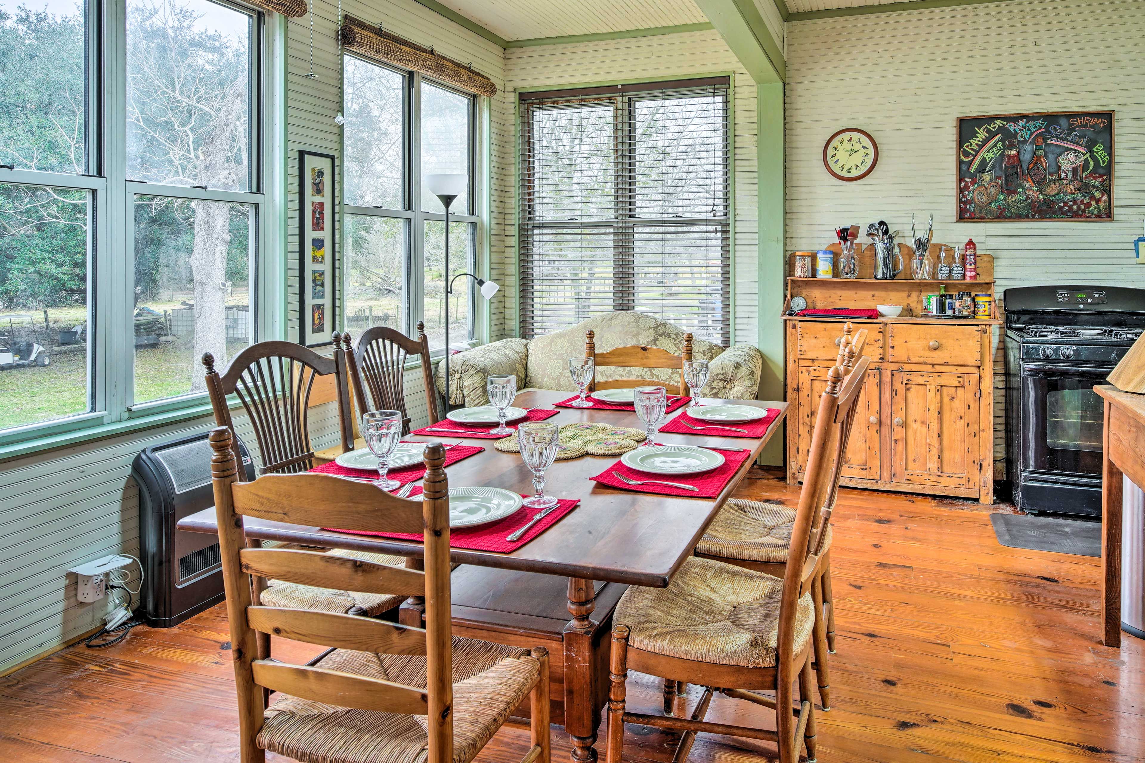Dining Area | 1st Floor | Dishware & Flatware