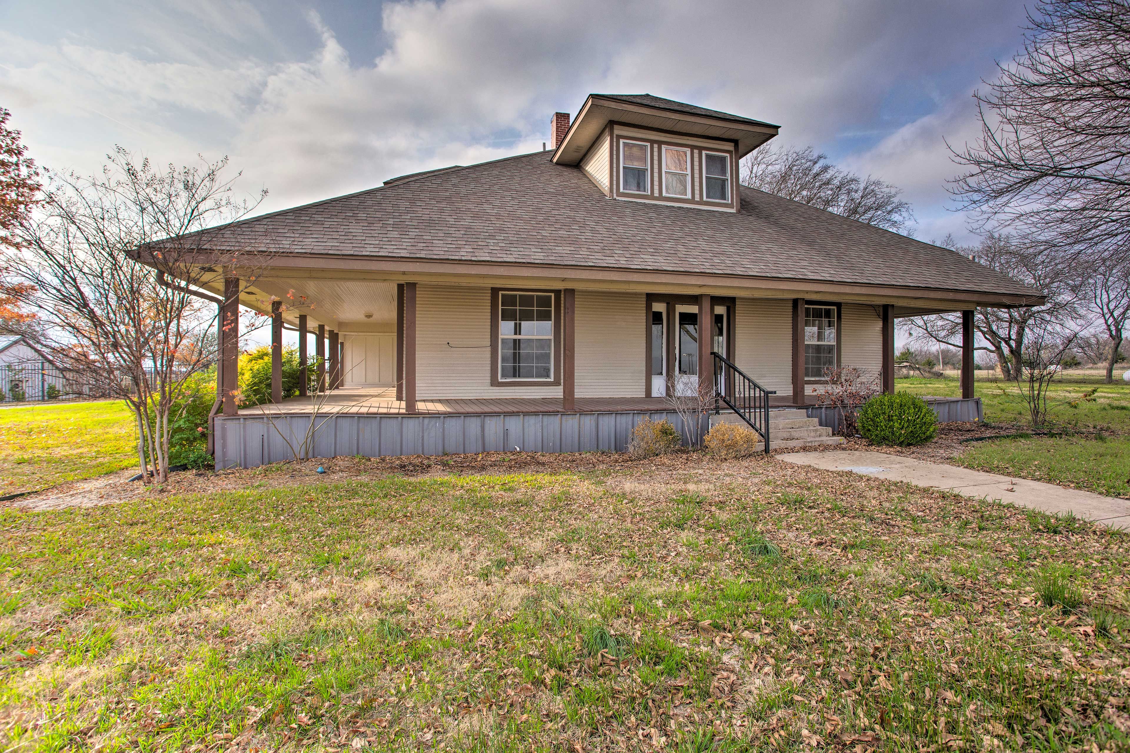 Wraparound Porch